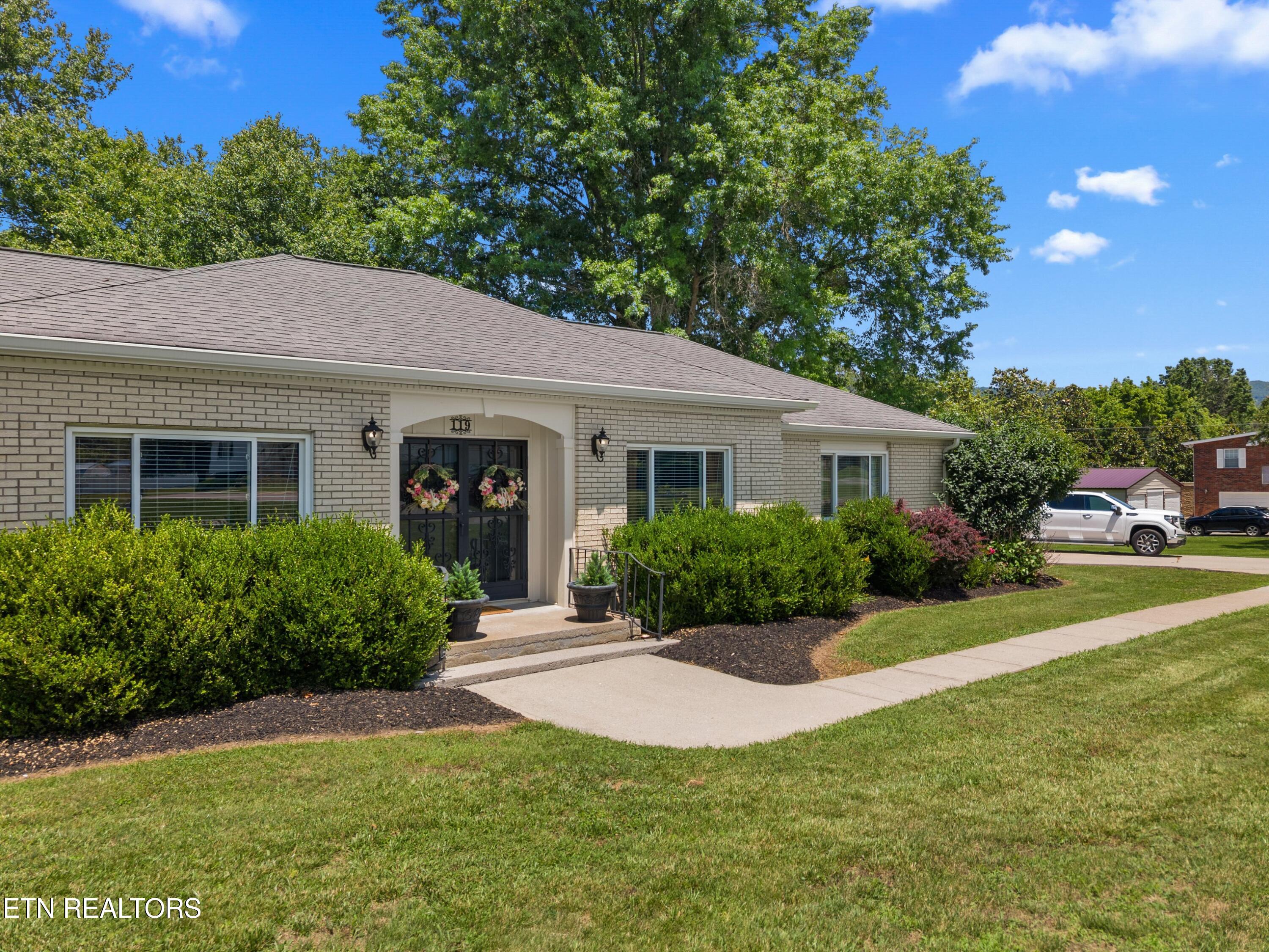 119 Parks Circle Harrogate TN 37752