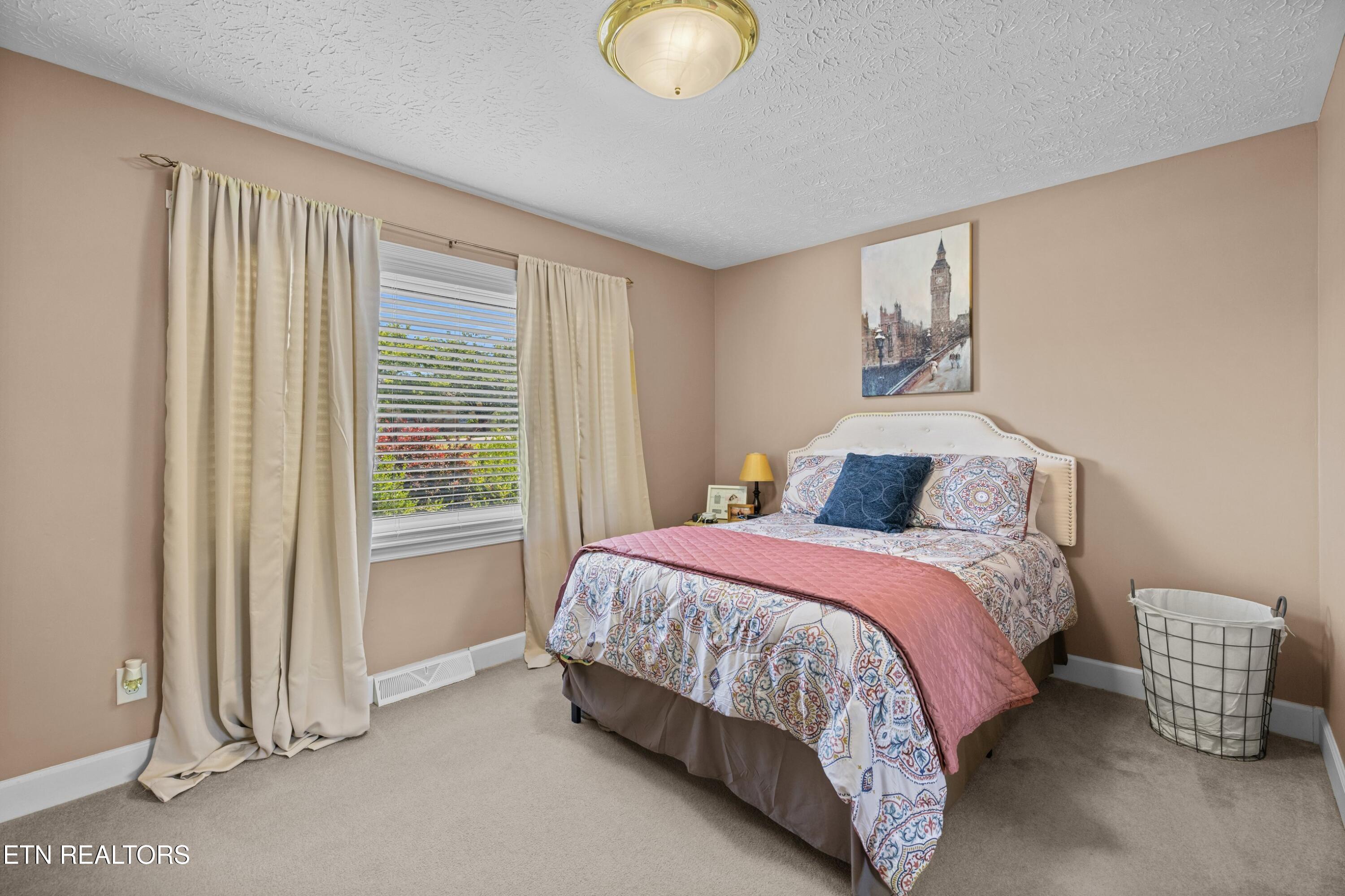119 Parks Circle Harrogate TN 37752