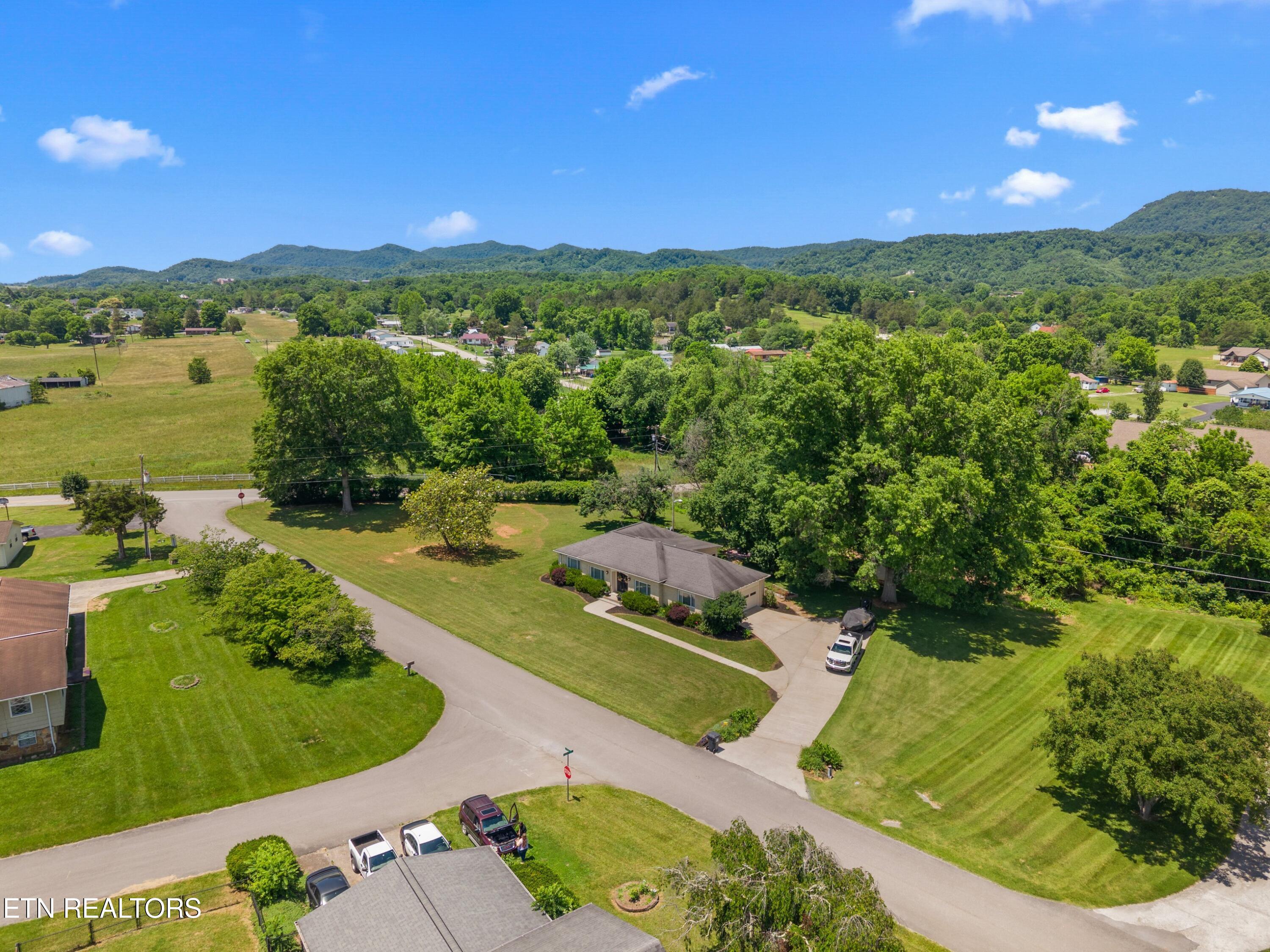 119 Parks Circle Harrogate TN 37752