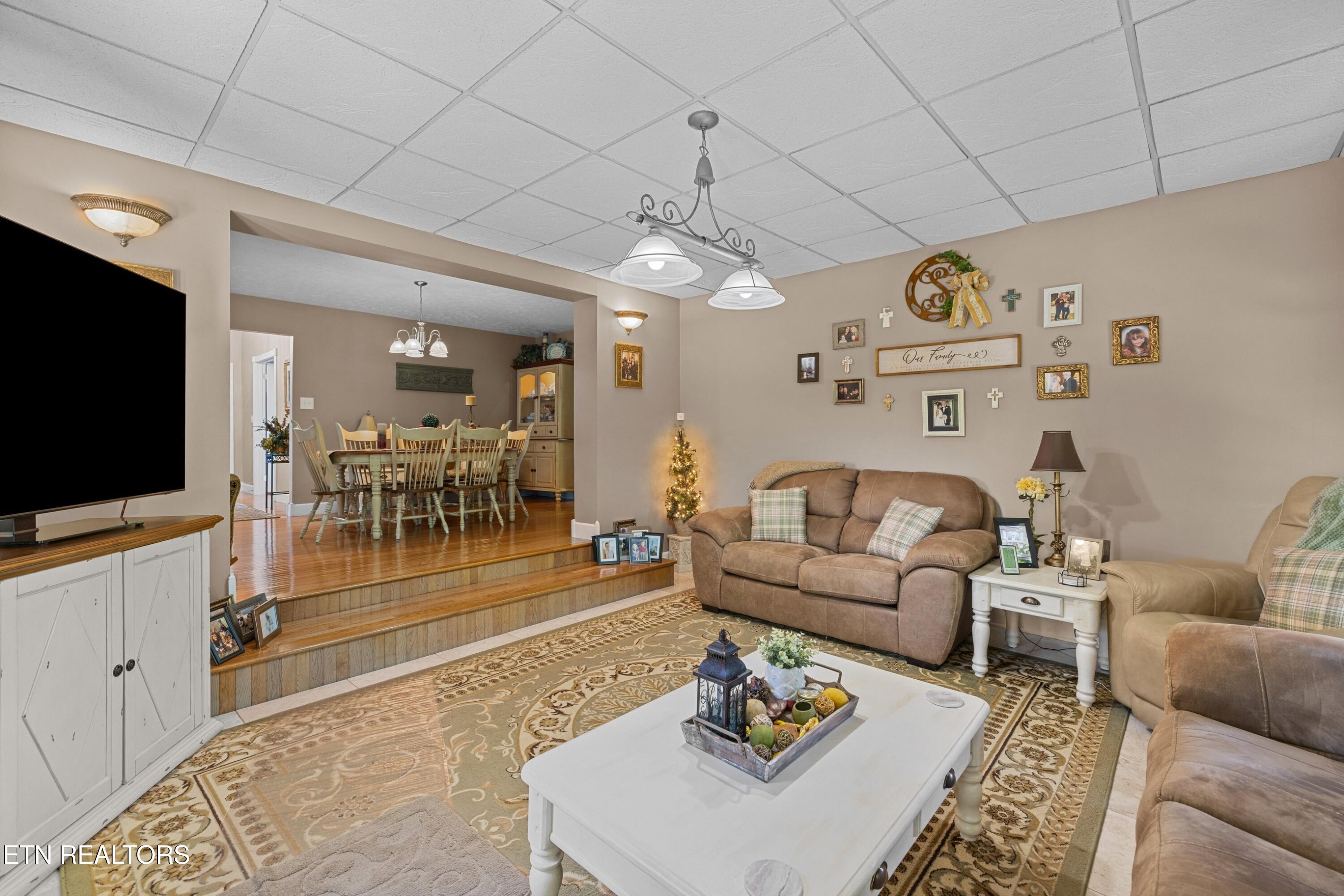 119 Parks Circle Harrogate TN 37752