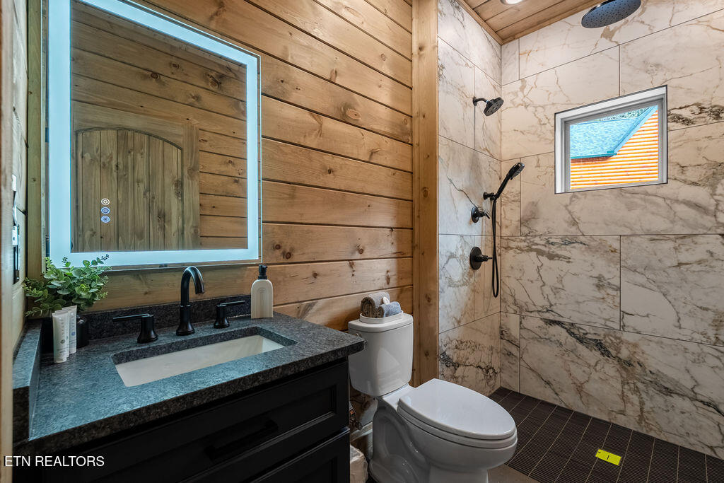 2104 Valley Creek Way Pigeon Forge TN 37862