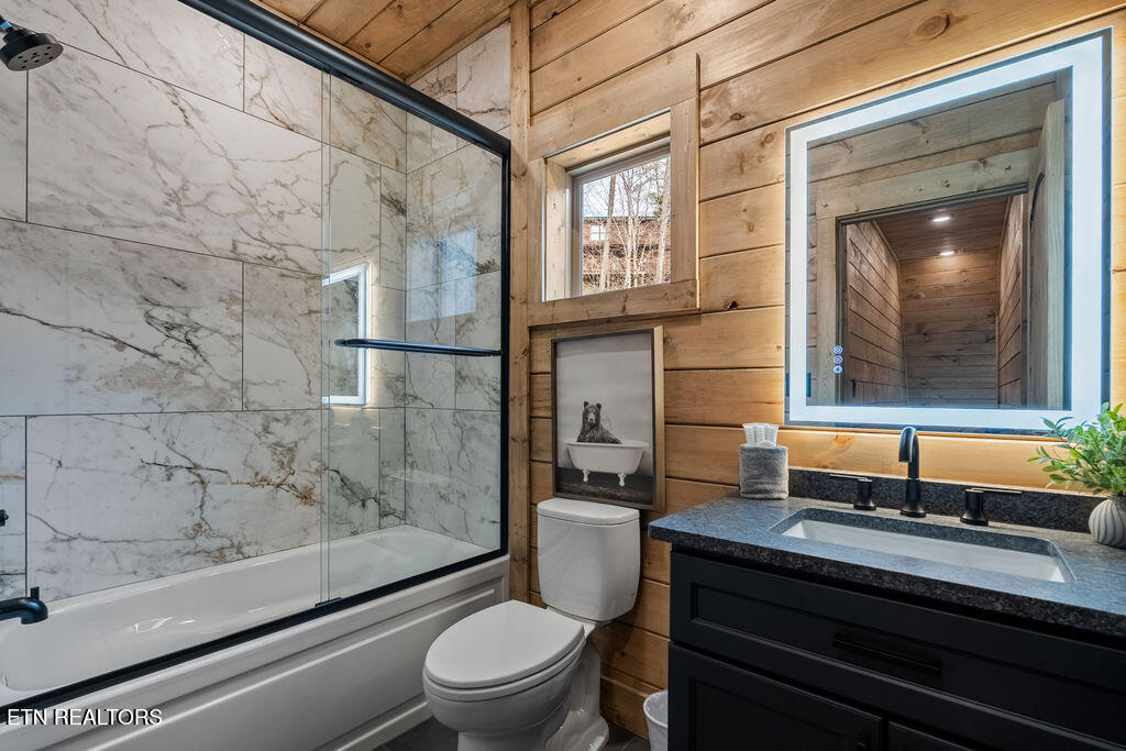 2104 Valley Creek Way Pigeon Forge TN 37862