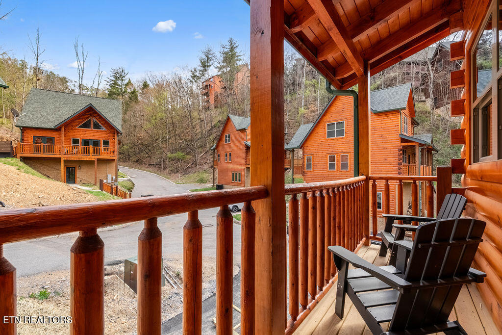 2104 Valley Creek Way Pigeon Forge TN 37862