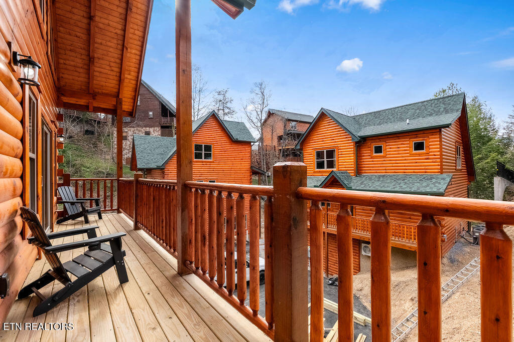 2104 Valley Creek Way Pigeon Forge TN 37862