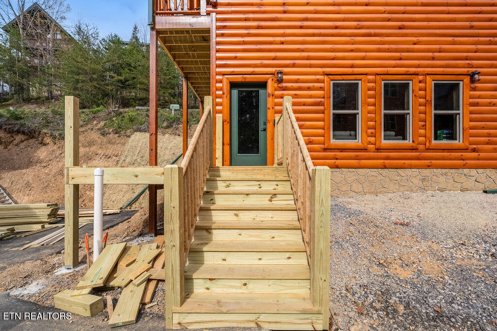 2104 Valley Creek Way Pigeon Forge TN 37862