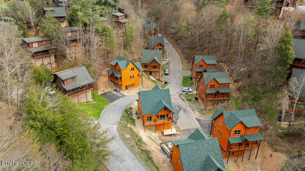 2104 Valley Creek Way Pigeon Forge TN 37862