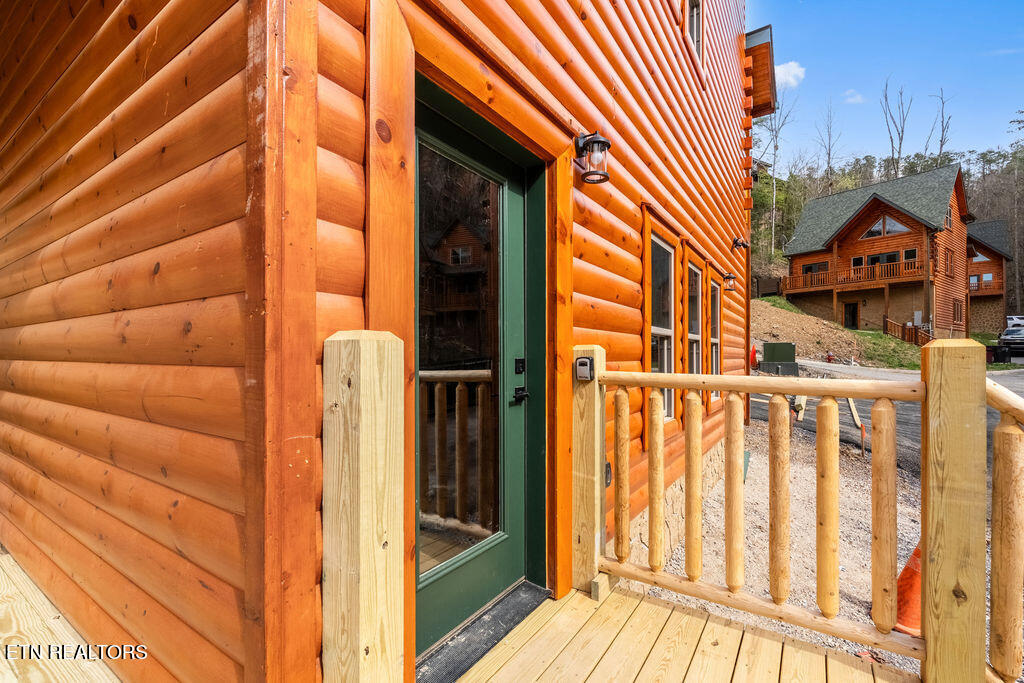 2104 Valley Creek Way Pigeon Forge TN 37862