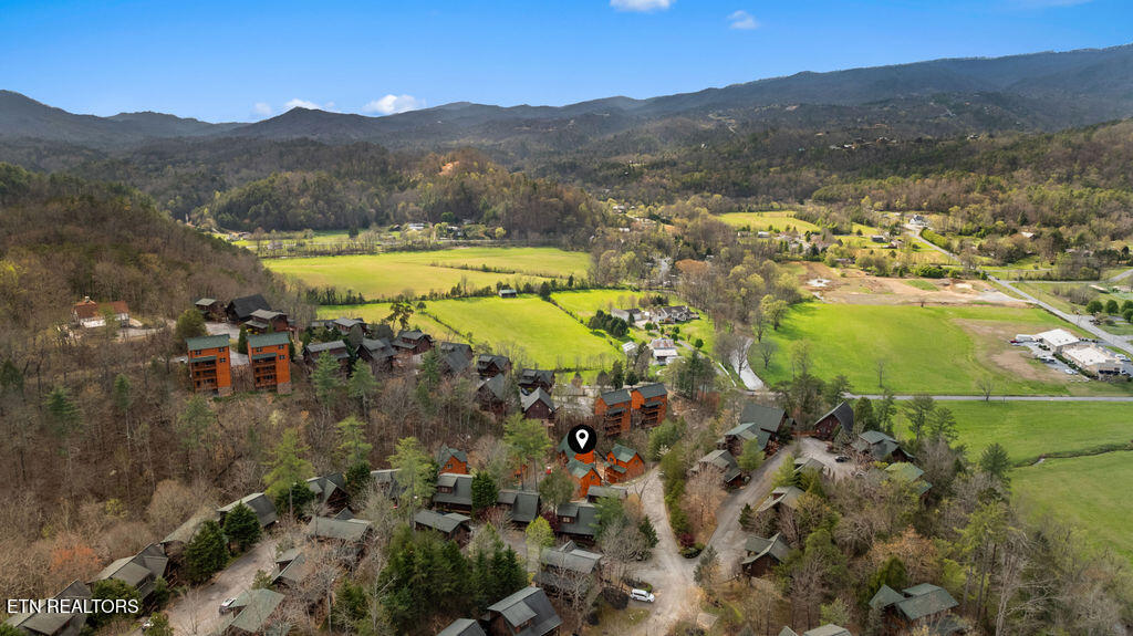 2104 Valley Creek Way Pigeon Forge TN 37862