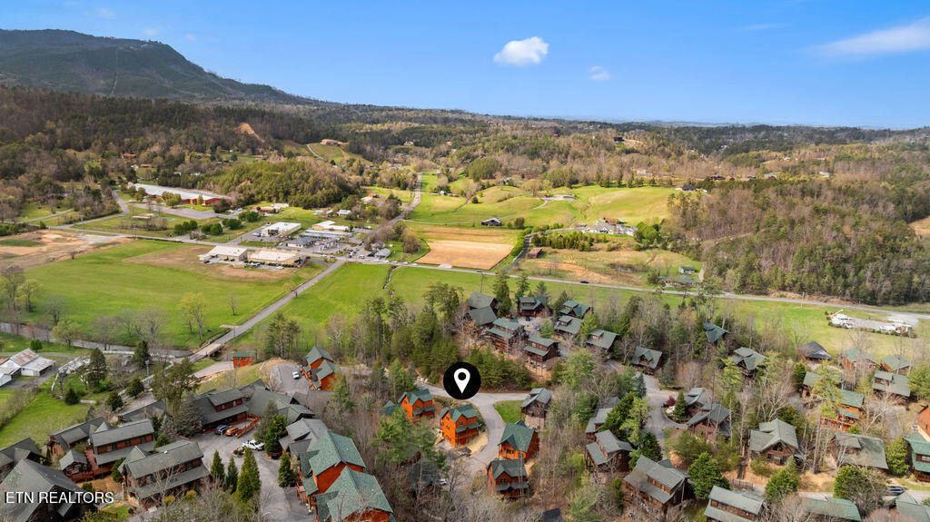 2104 Valley Creek Way Pigeon Forge TN 37862