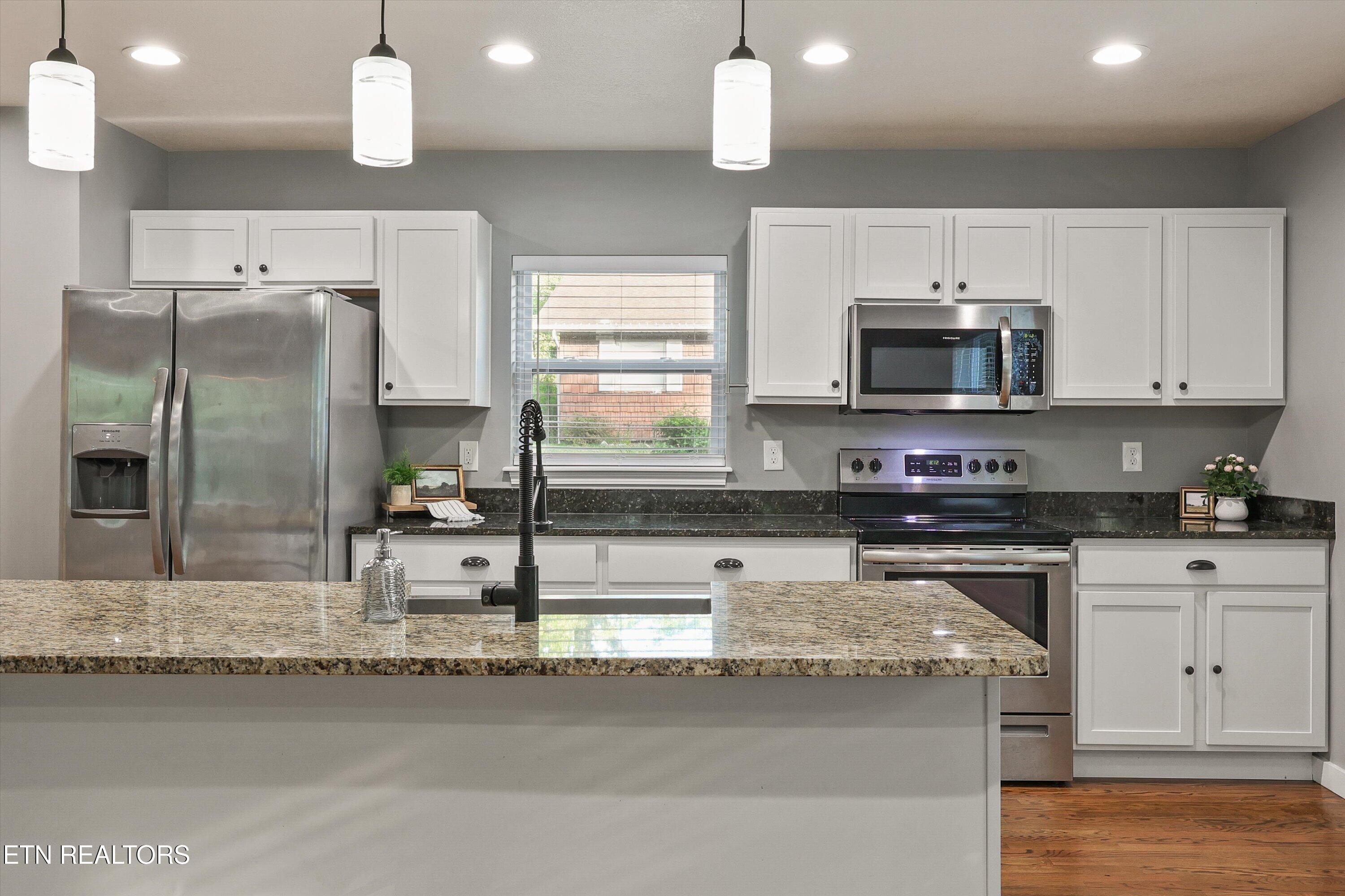 107 W Magnolia Lane Oak Ridge TN 37830