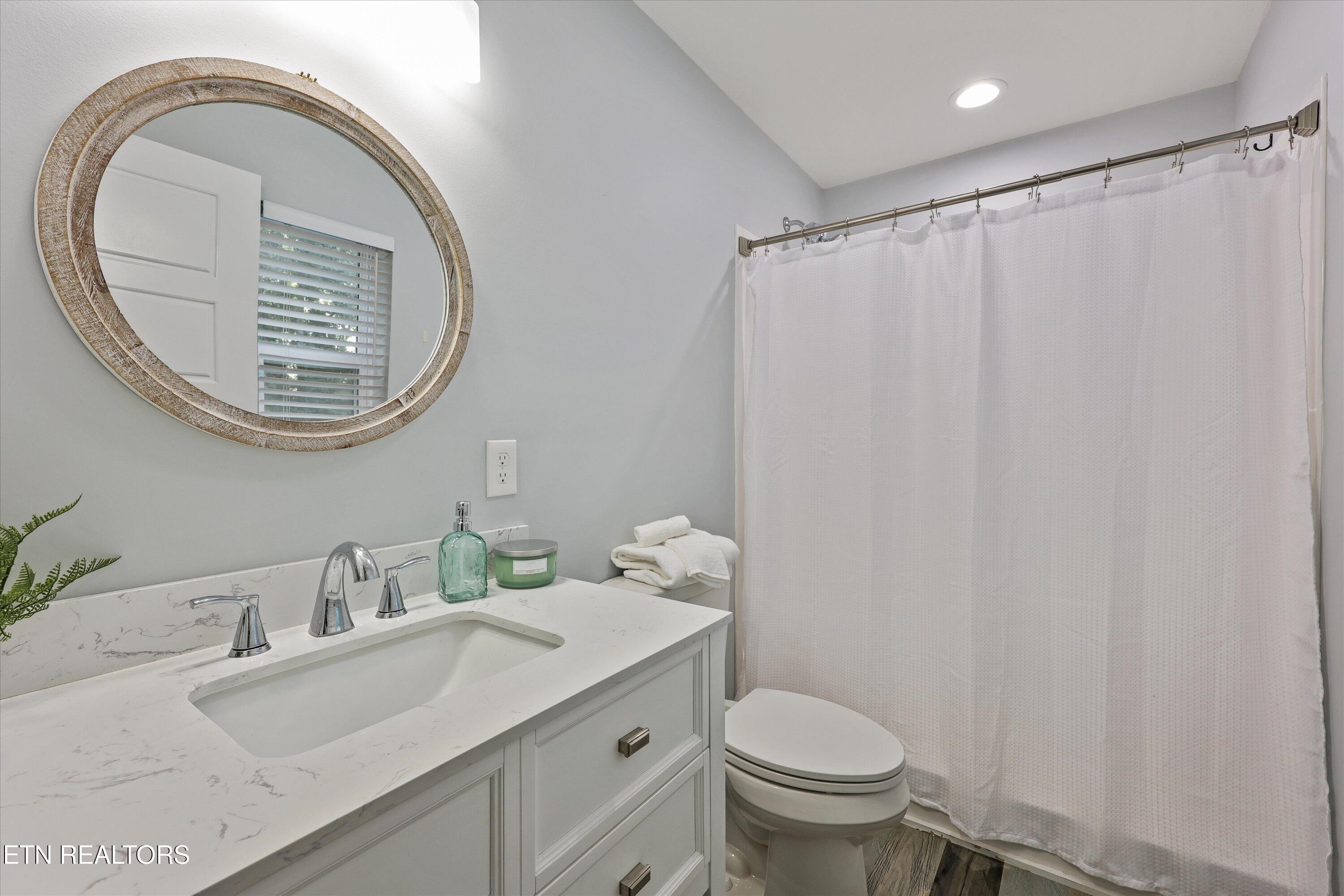 107 W Magnolia Lane Oak Ridge TN 37830
