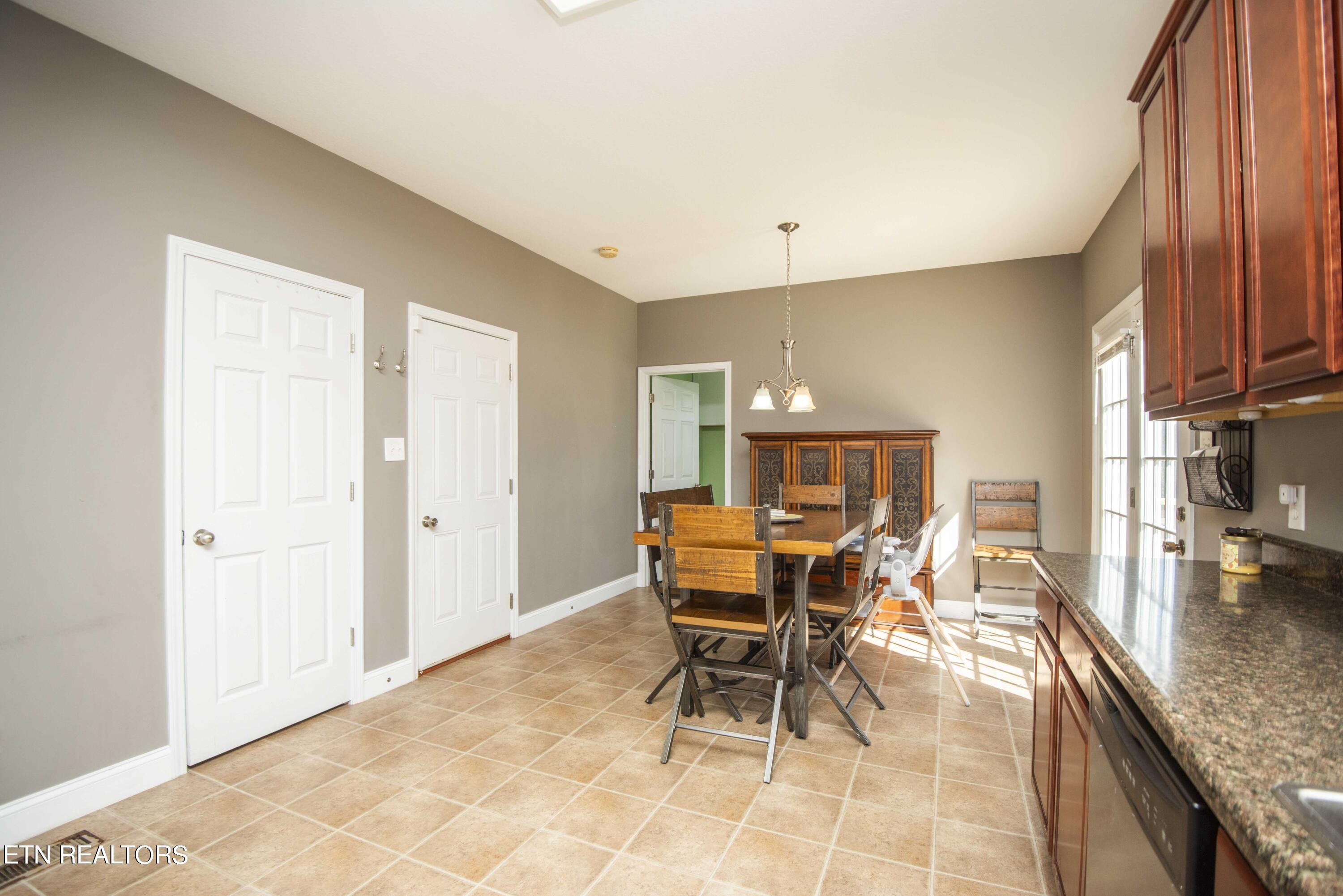 3316 Grassy Pointe Lane Knoxville TN 37931