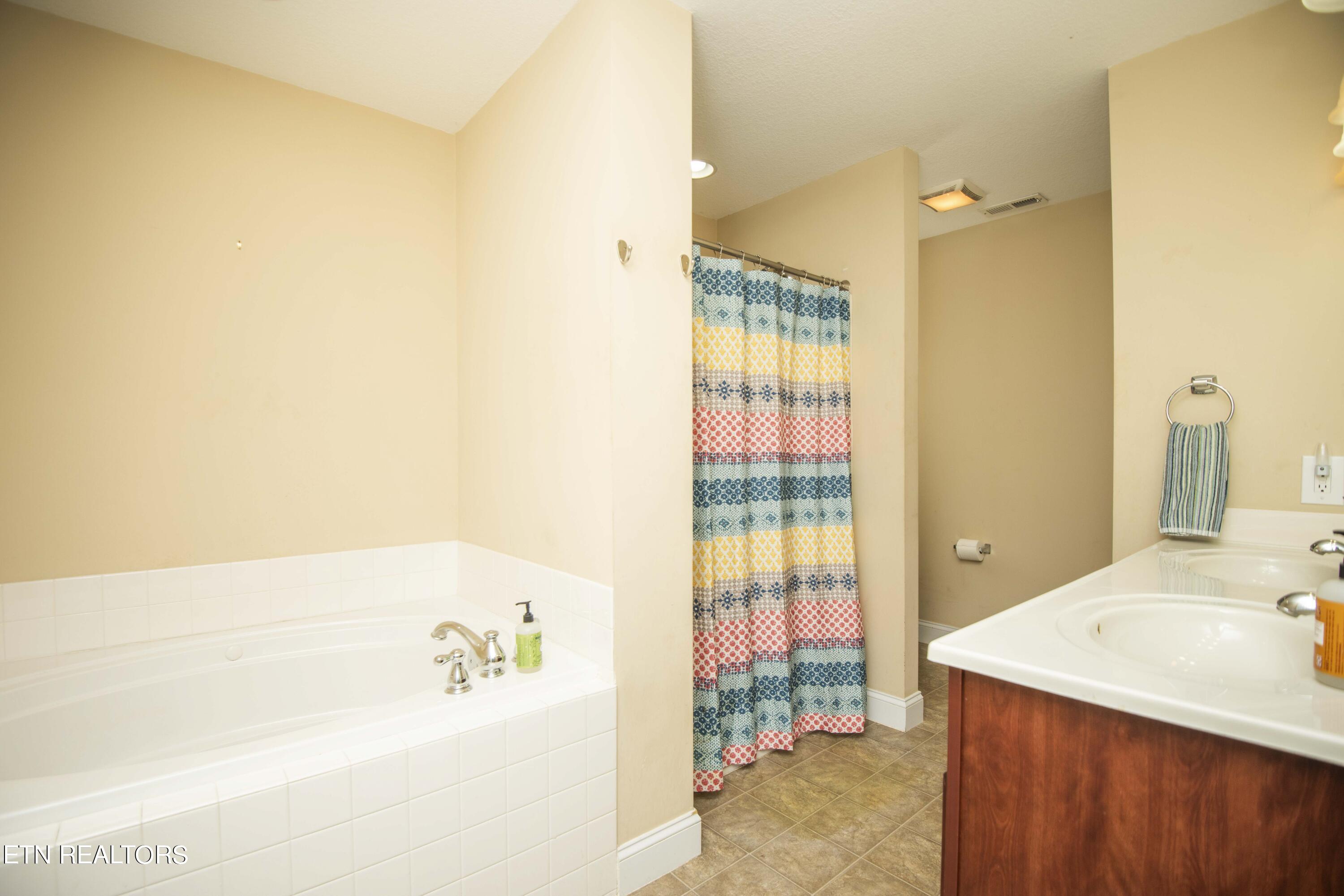 3316 Grassy Pointe Lane Knoxville TN 37931