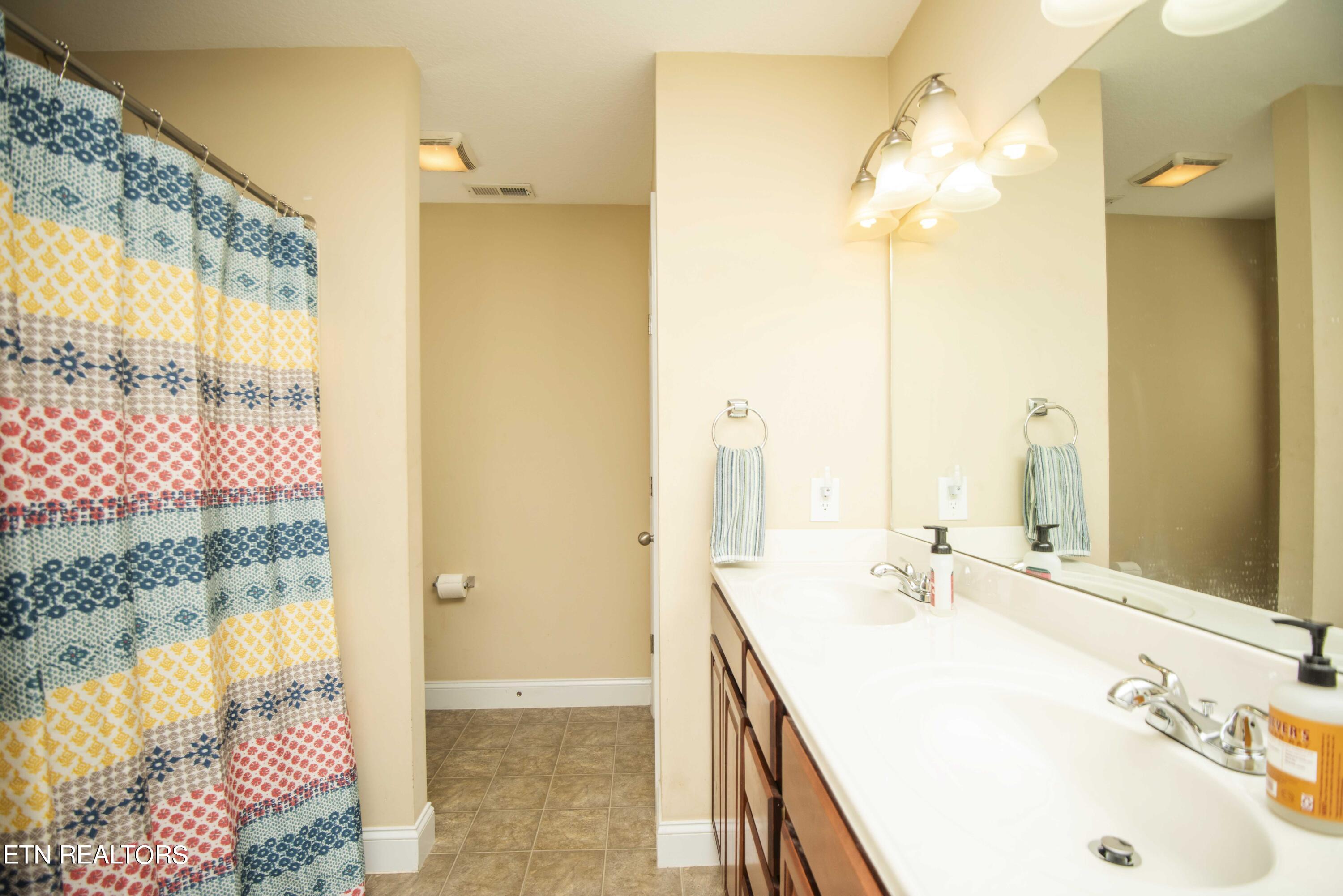 3316 Grassy Pointe Lane Knoxville TN 37931