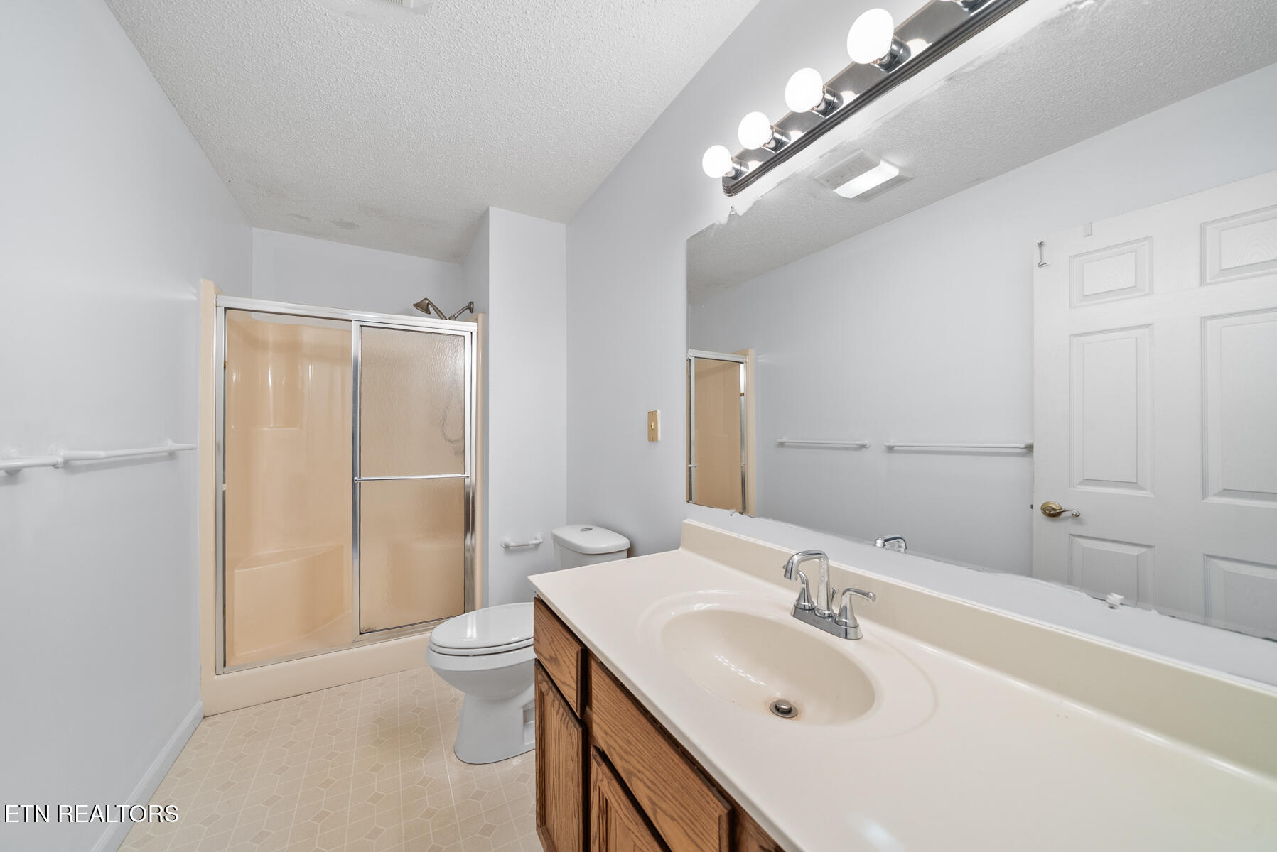 165 Tulip Drive Crossville TN 38555