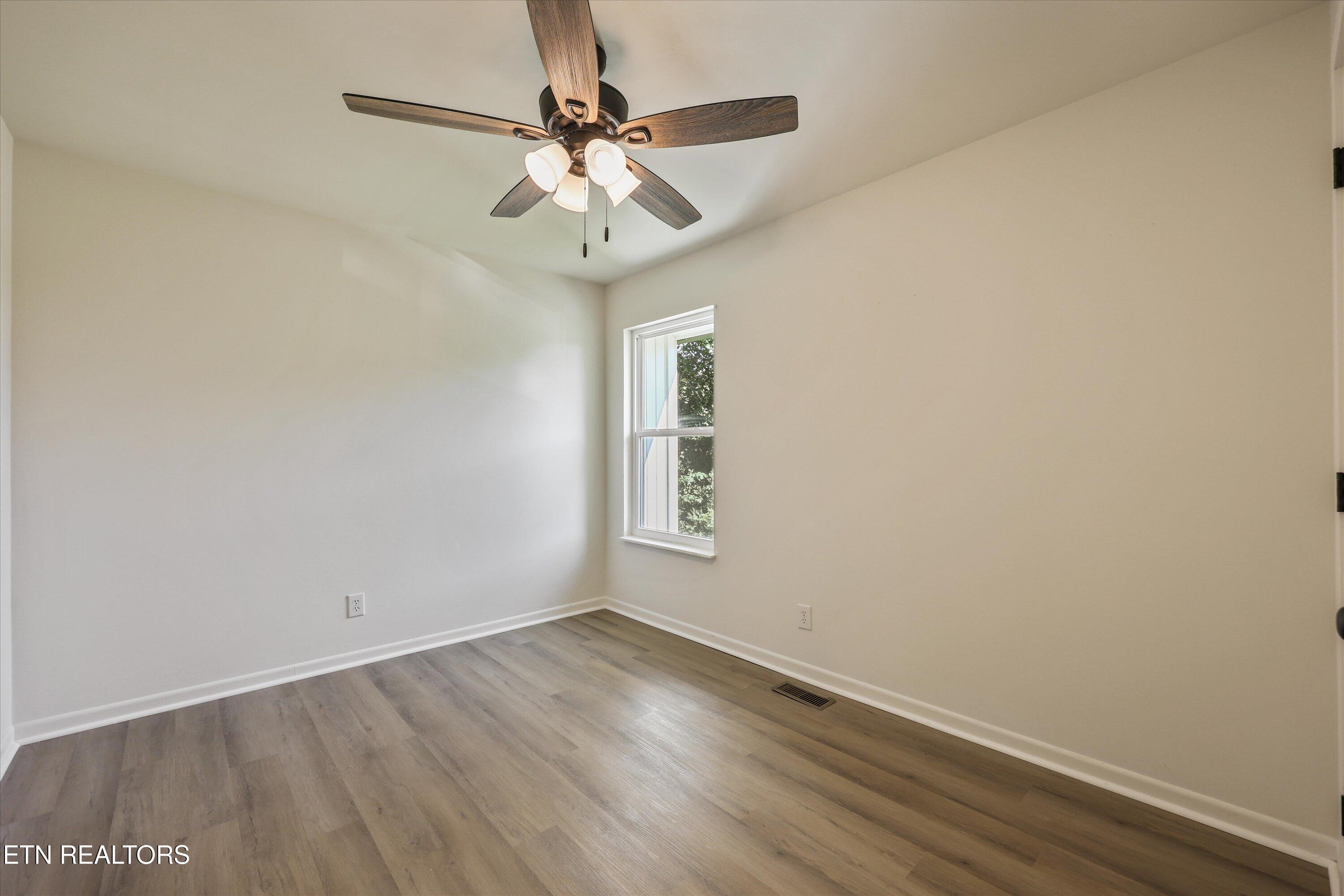 725 Hidden Valley Road Knoxville TN 37923