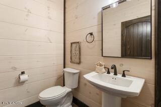 3044 Ridge Top Resort Way Pigeon Forge TN 37863