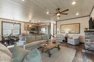 3044 Ridge Top Resort Way Pigeon Forge TN 37863
