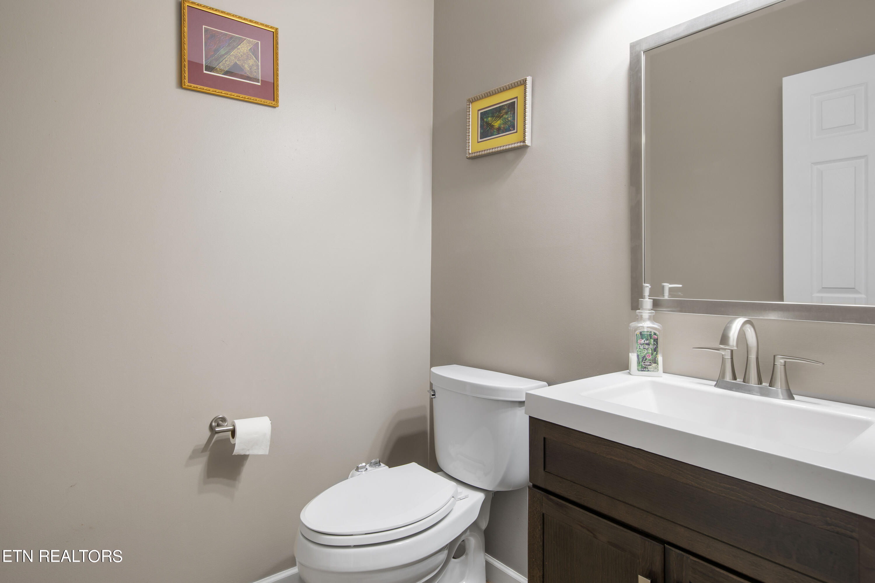 713 Mountain Pass Lane Knoxville TN 37923