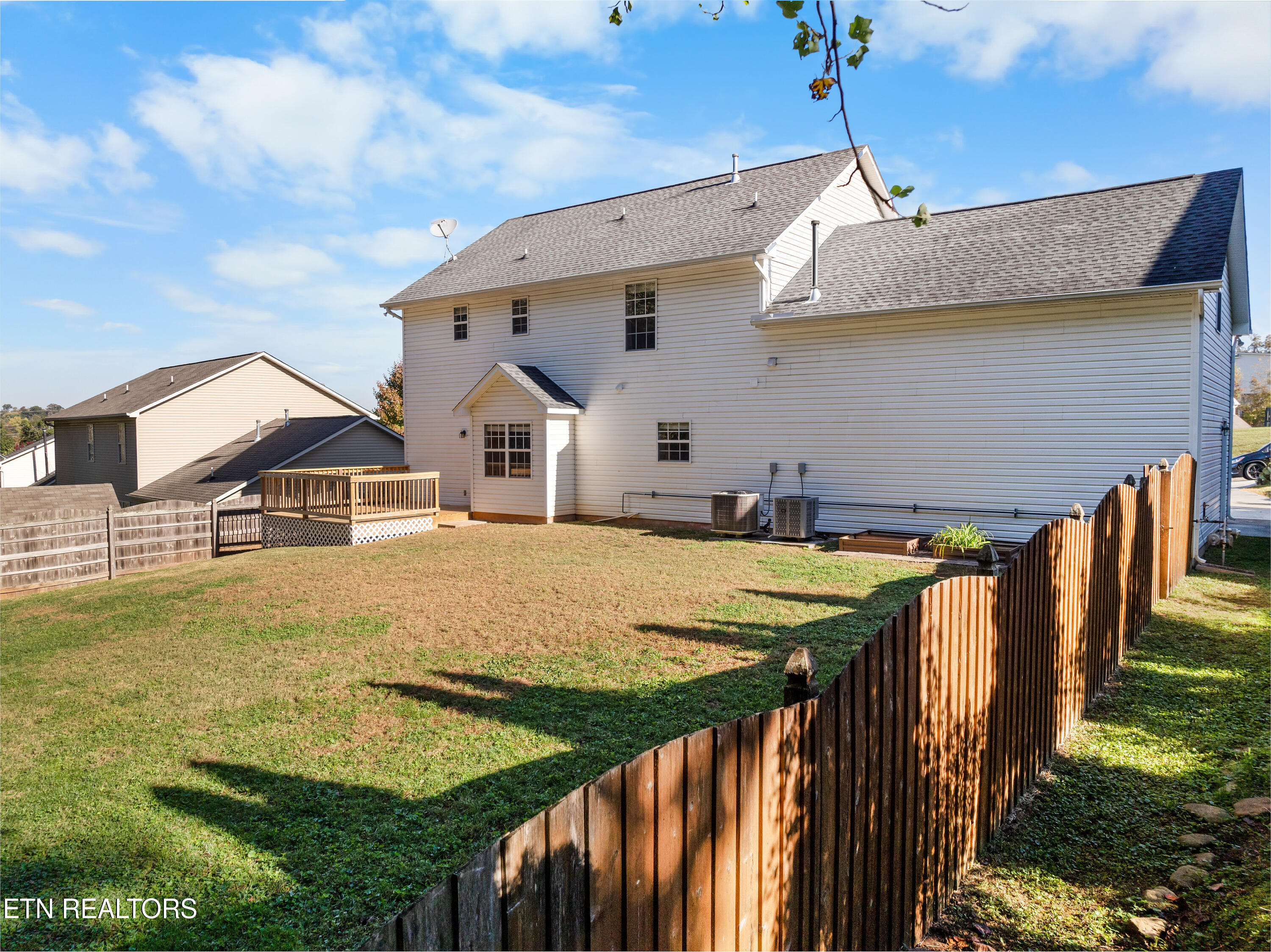 713 Mountain Pass Lane Knoxville TN 37923