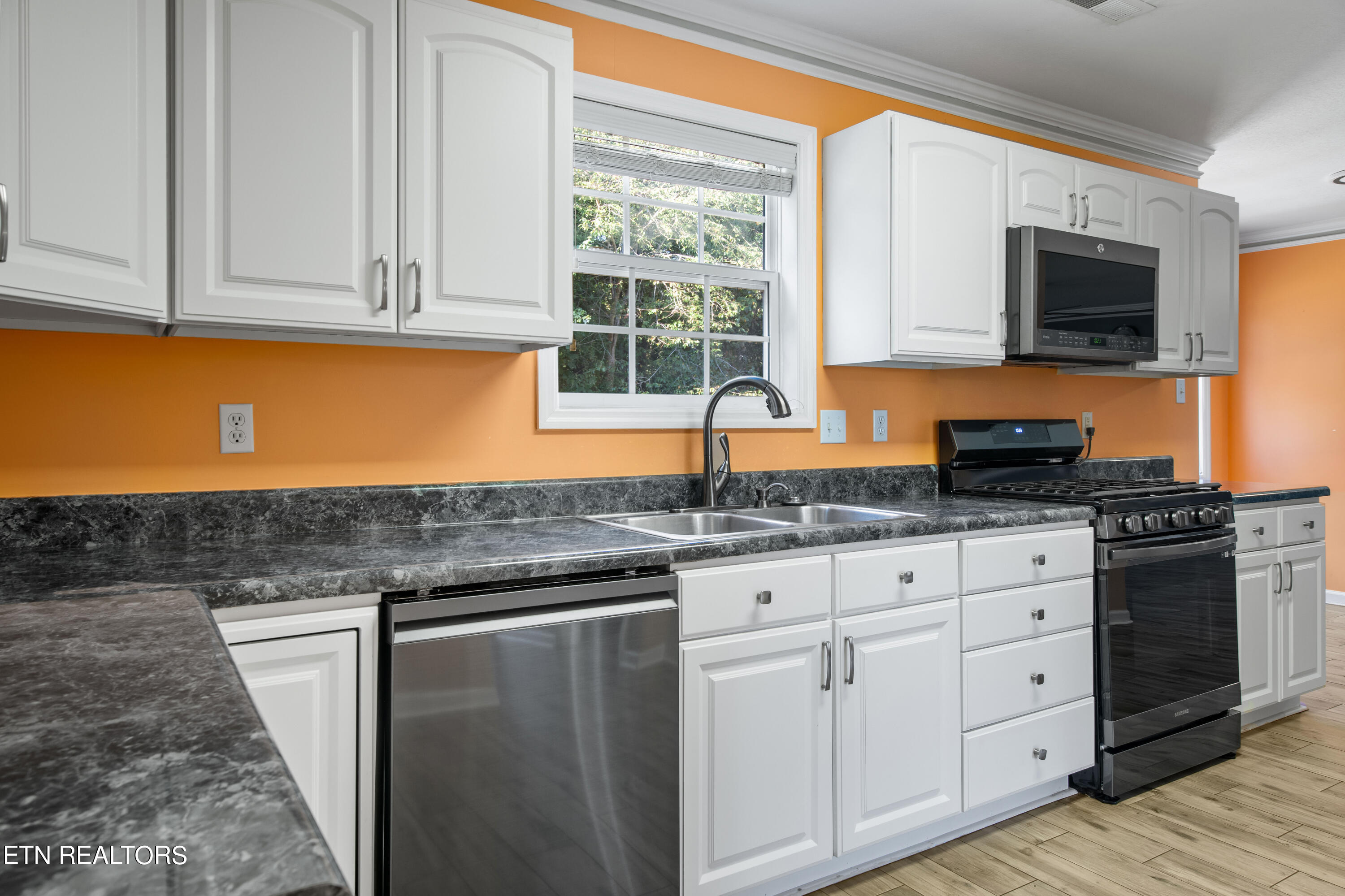 713 Mountain Pass Lane Knoxville TN 37923