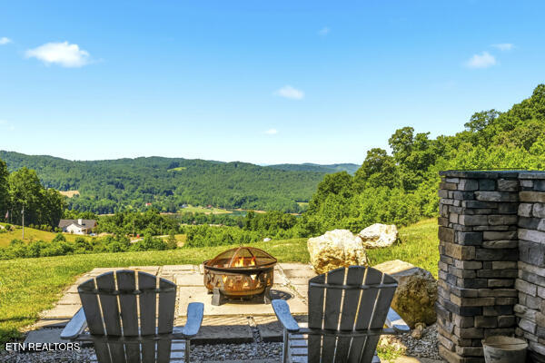 301 Mountain Way Sharps Chapel TN 37866