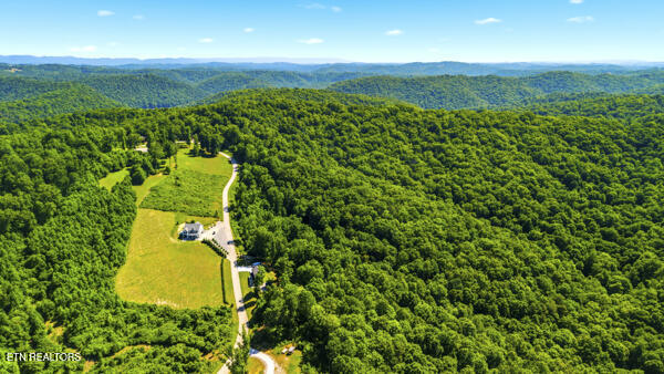 301 Mountain Way Sharps Chapel TN 37866