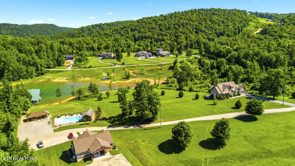 301 Mountain Way Sharps Chapel TN 37866