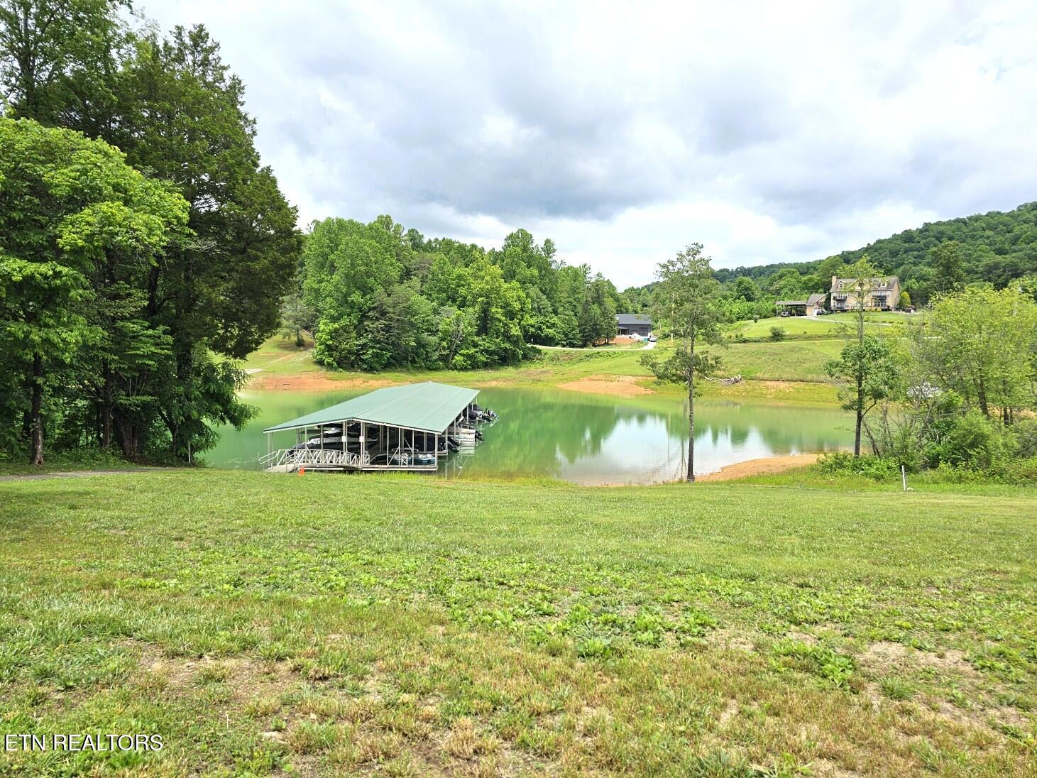301 Mountain Way Sharps Chapel TN 37866