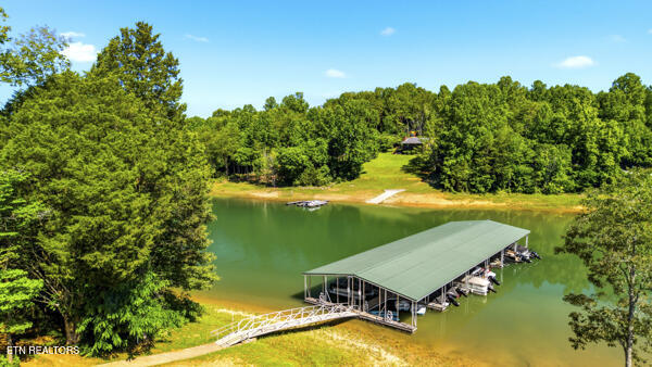 301 Mountain Way Sharps Chapel TN 37866