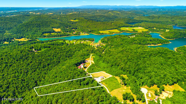 301 Mountain Way Sharps Chapel TN 37866