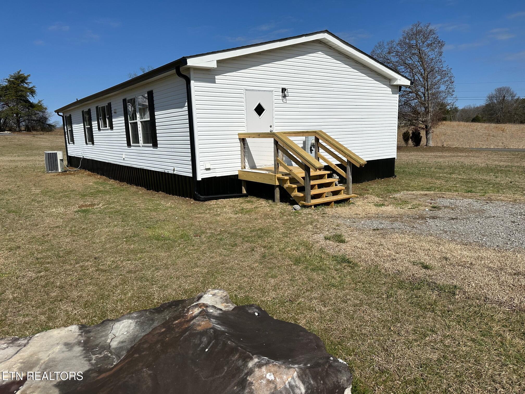 165 Tower Road Grandview TN 37337