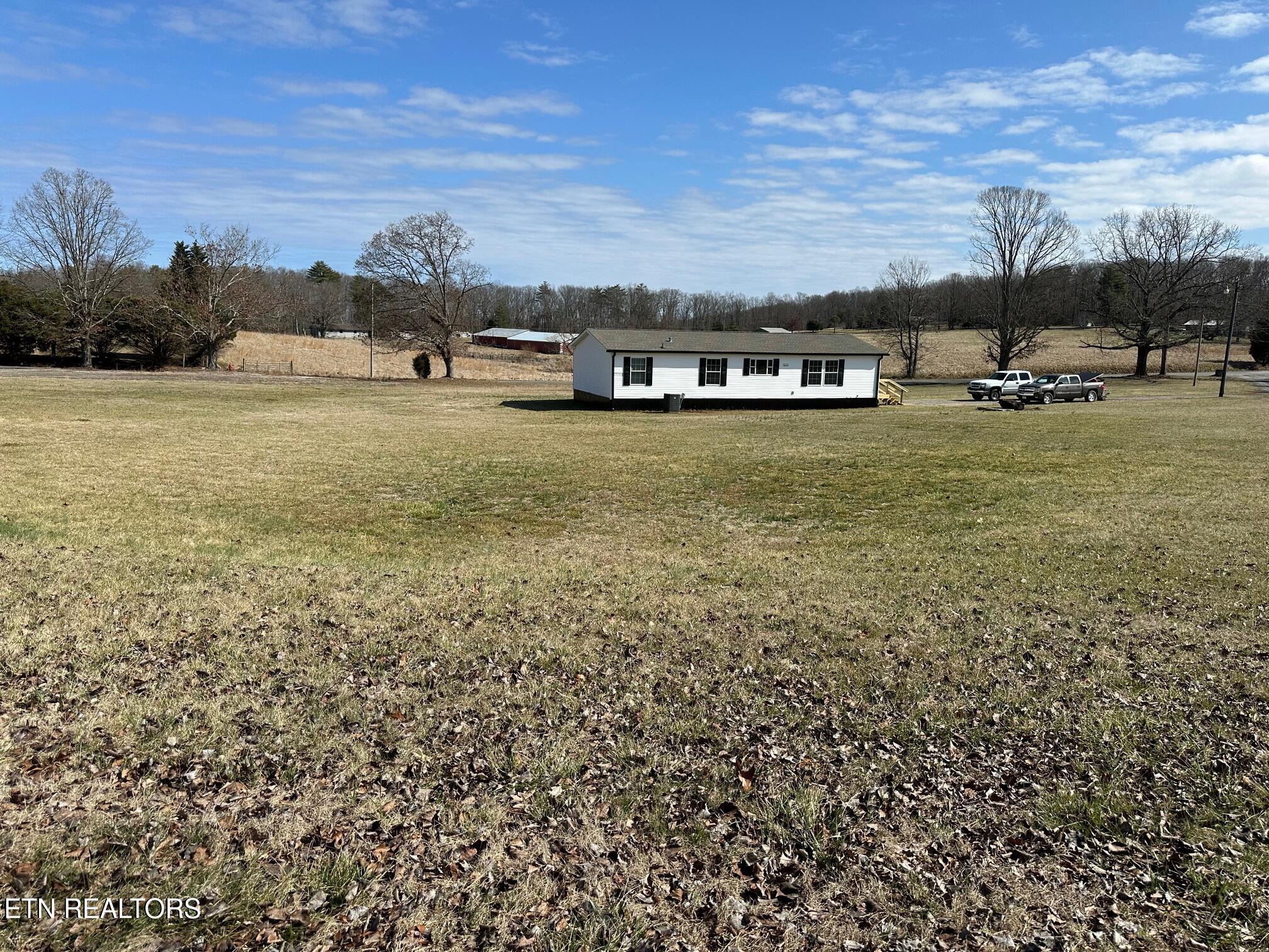 165 Tower Road Grandview TN 37337