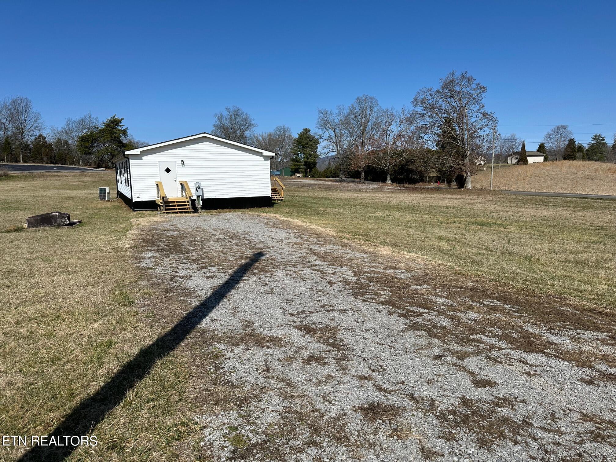 165 Tower Road Grandview TN 37337