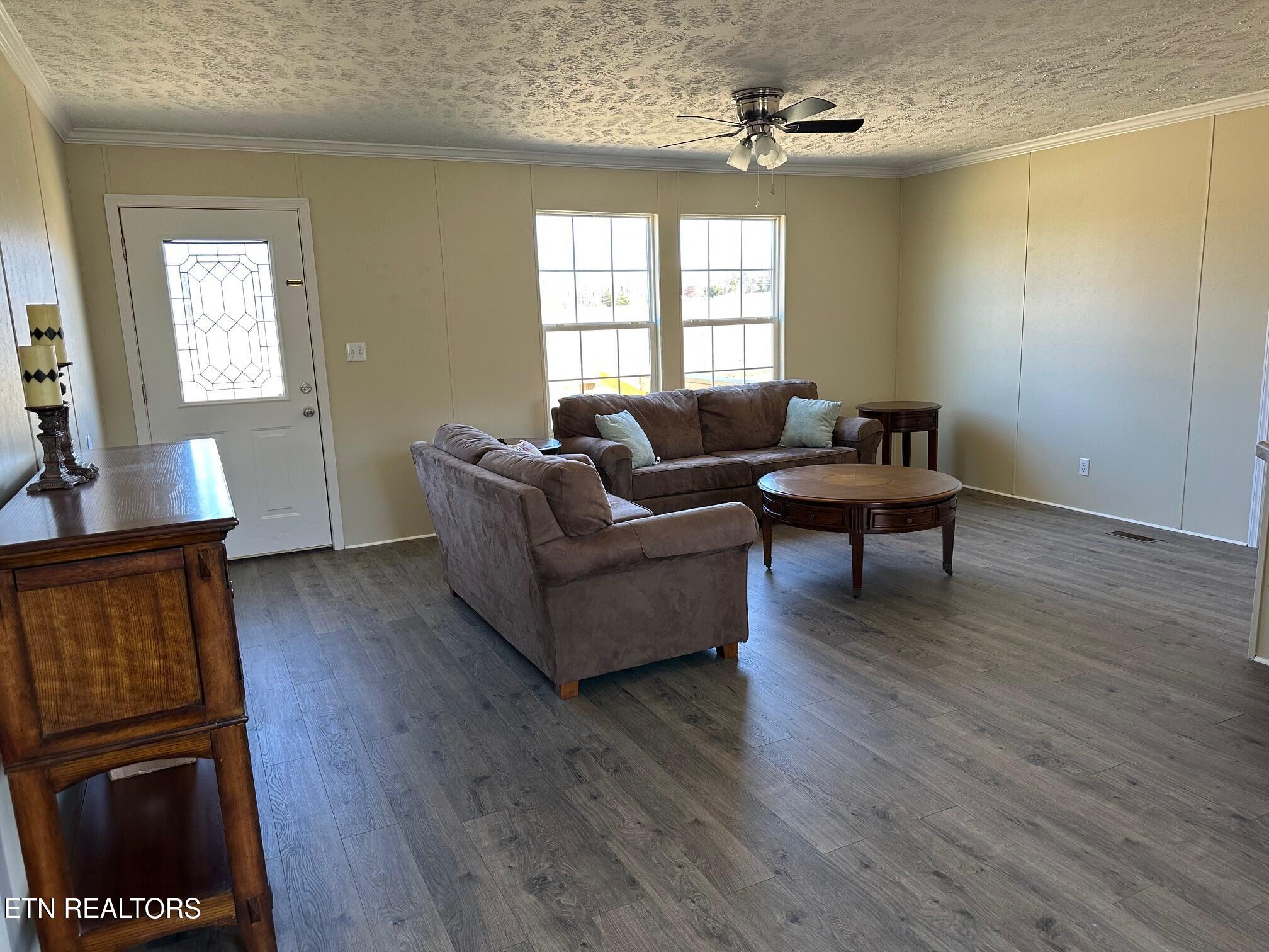 165 Tower Road Grandview TN 37337