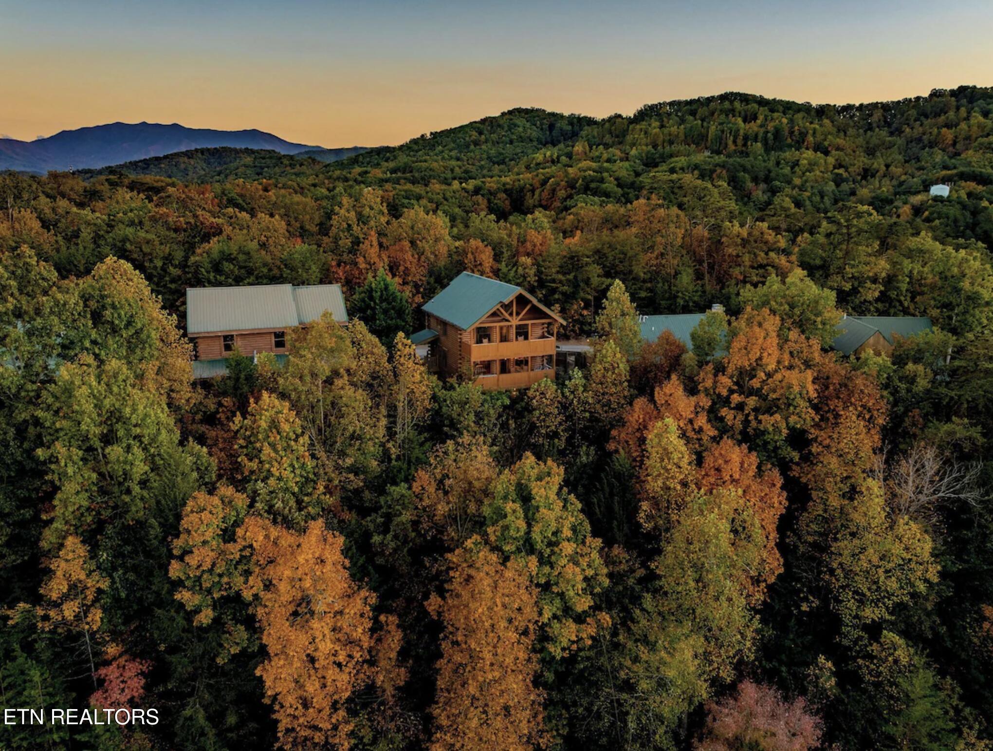 749 Chickasaw Gap Way Pigeon Forge TN 37863