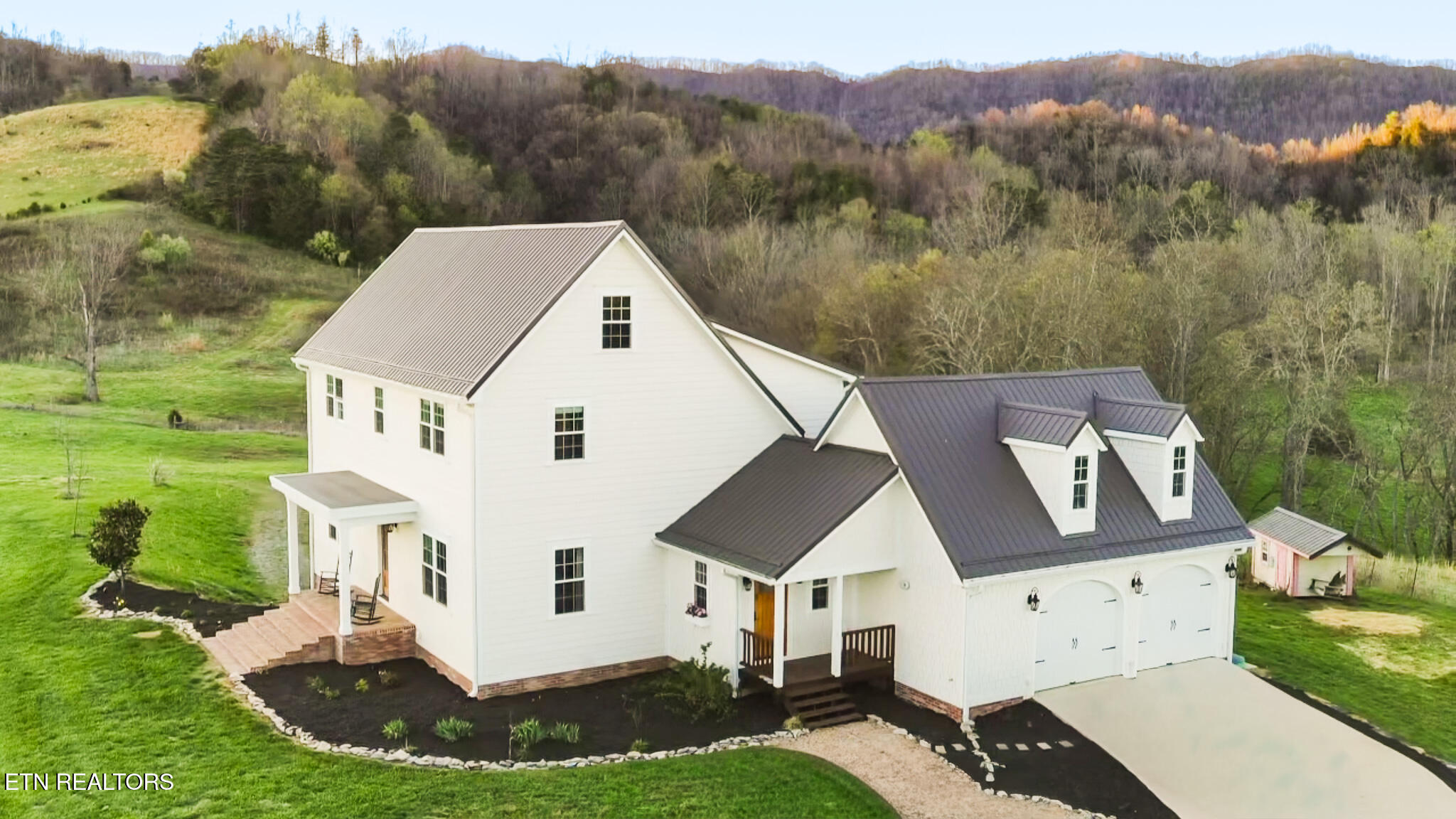 159 Canary Lane Speedwell TN 37870