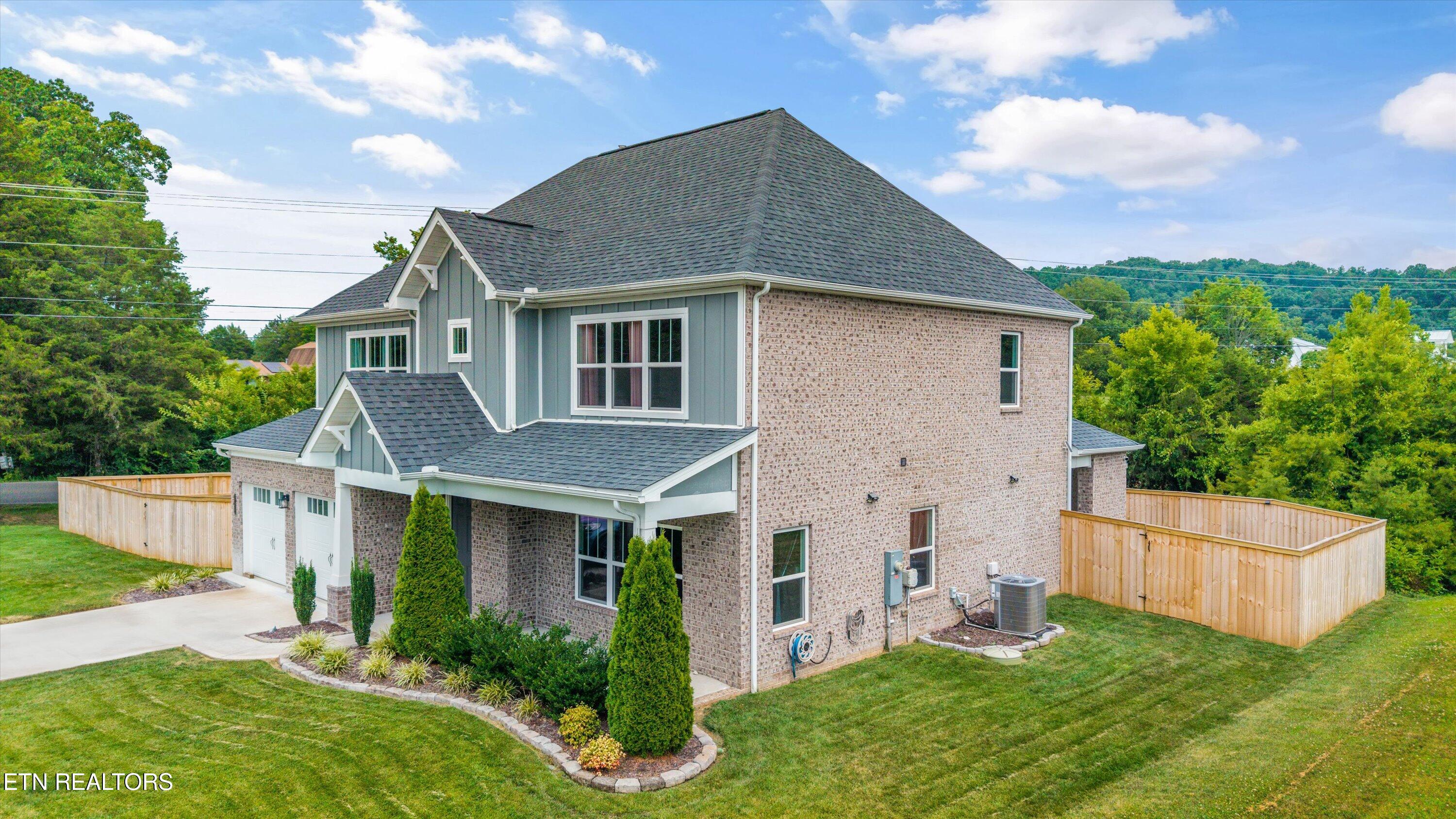 105 Ashton Fields Drive Lenoir City TN 37772