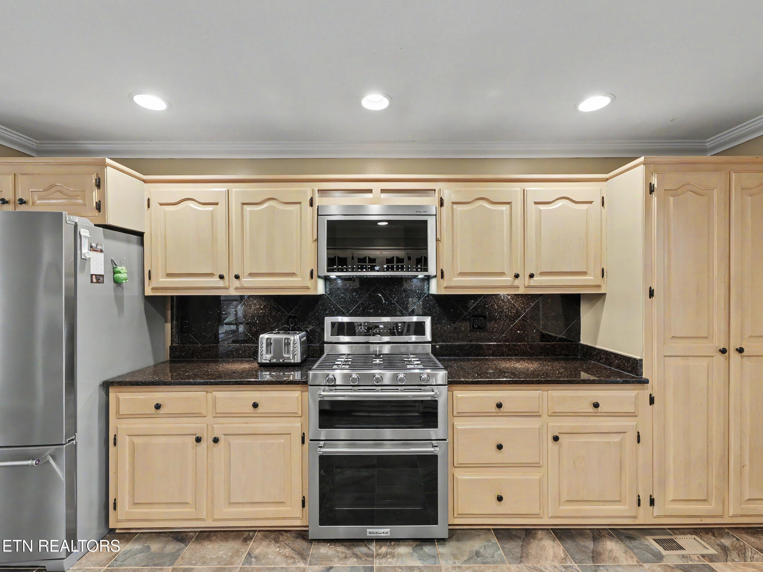 818 Somerset Drive Maryville TN 37803