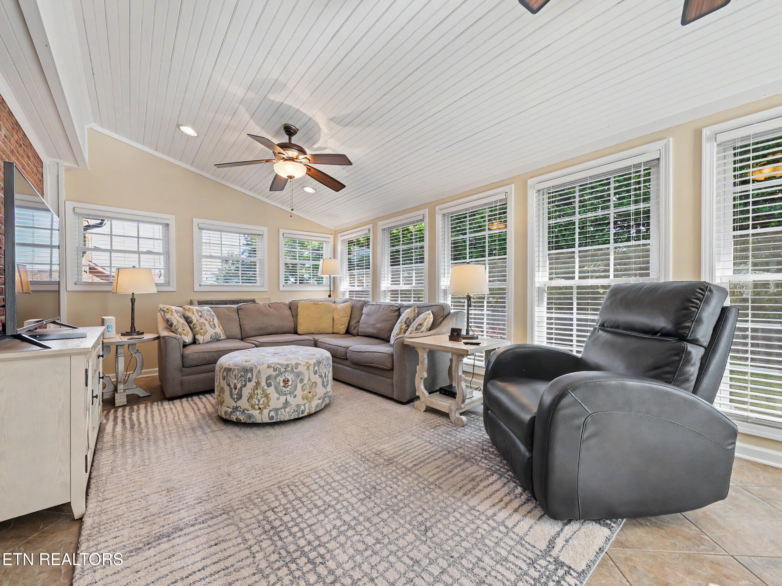 818 Somerset Drive Maryville TN 37803