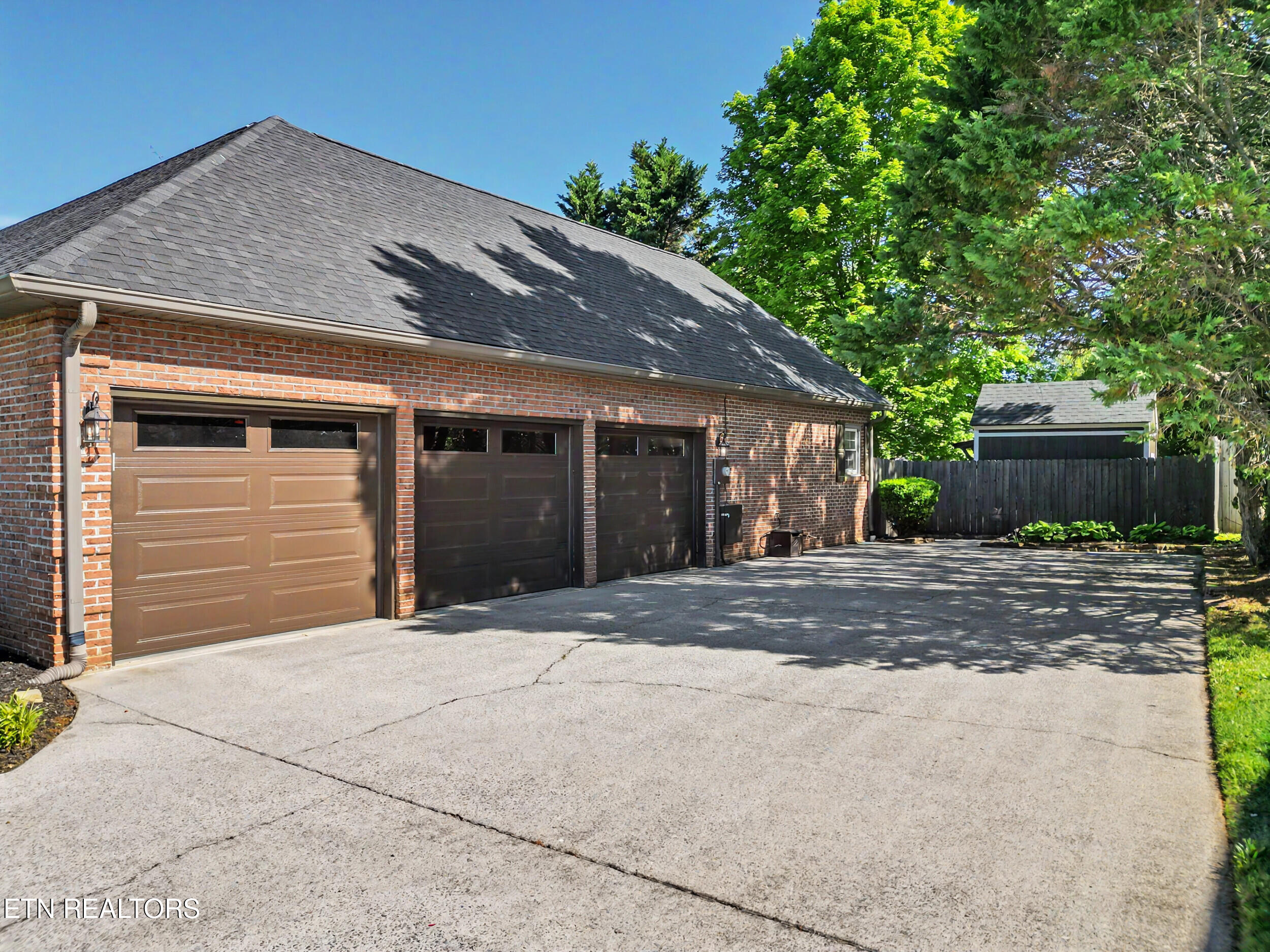 818 Somerset Drive Maryville TN 37803