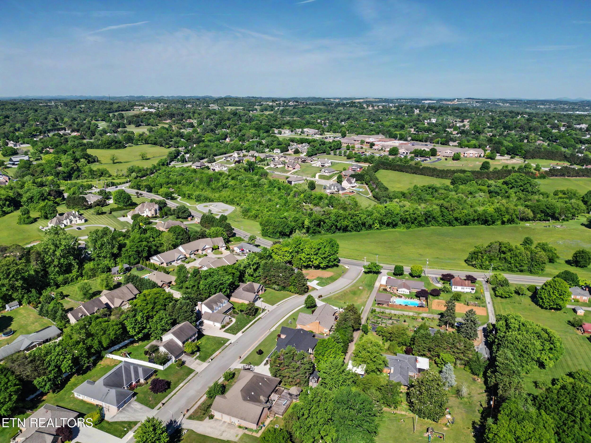 818 Somerset Drive Maryville TN 37803