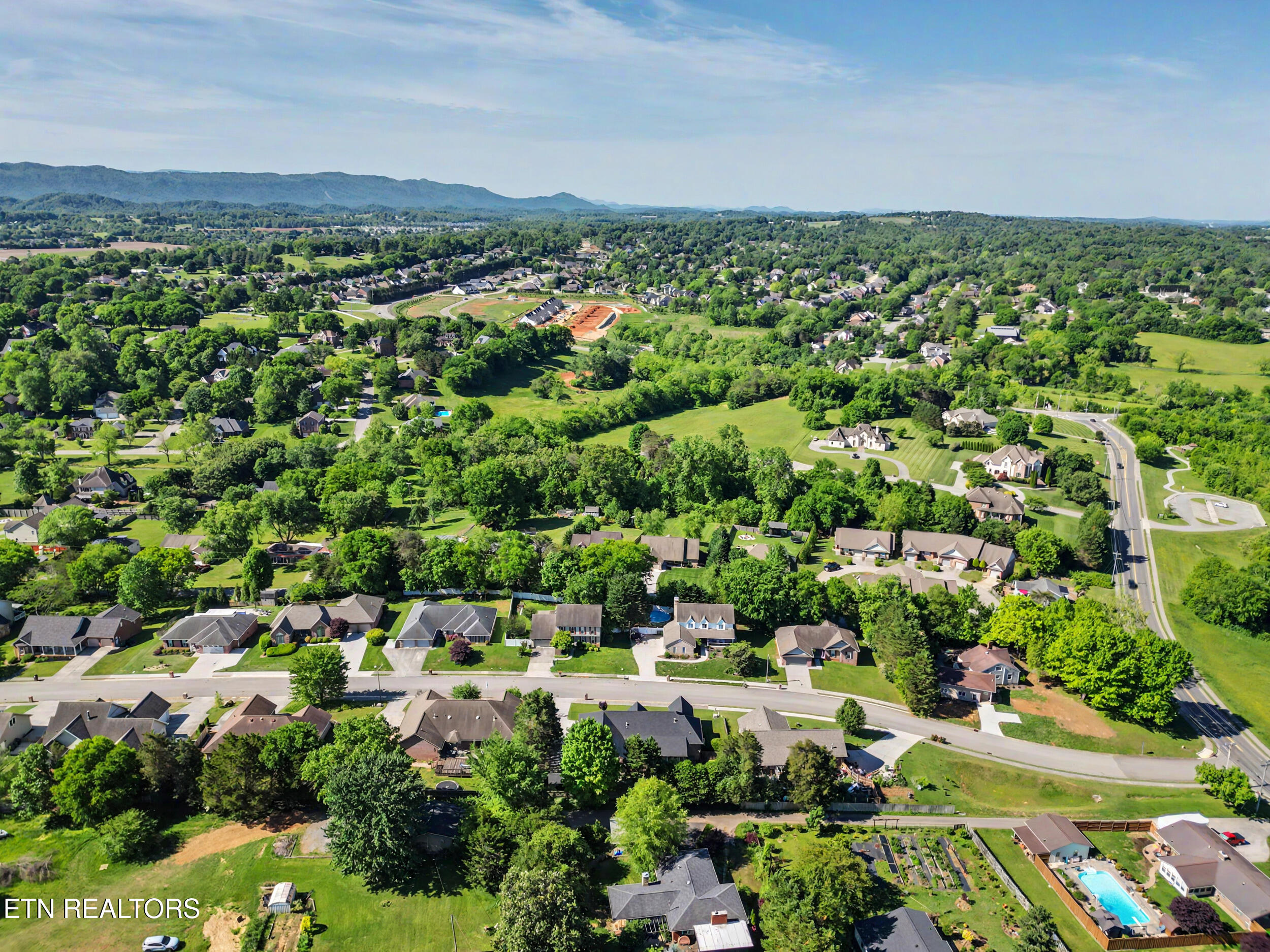 818 Somerset Drive Maryville TN 37803