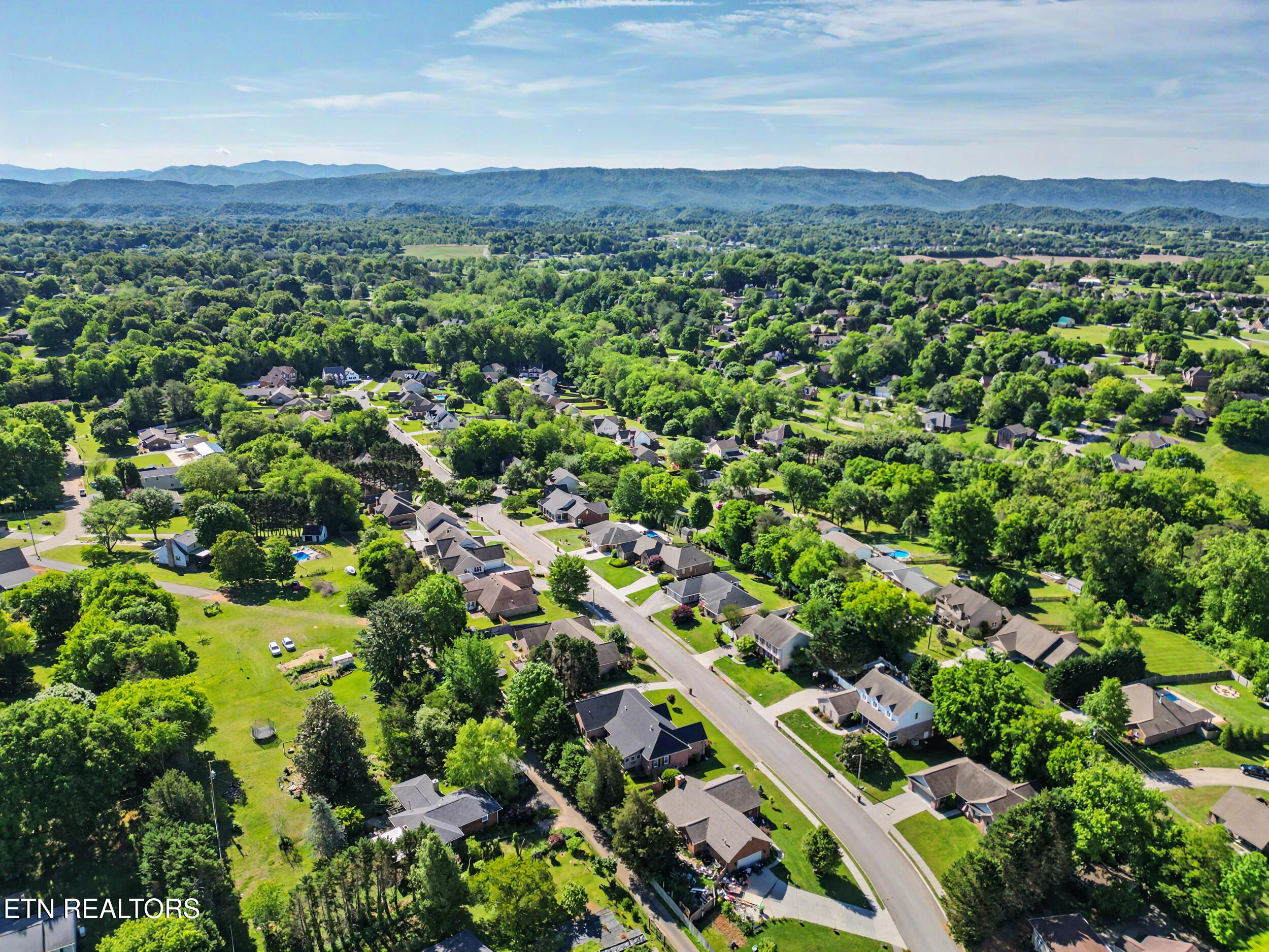 818 Somerset Drive Maryville TN 37803