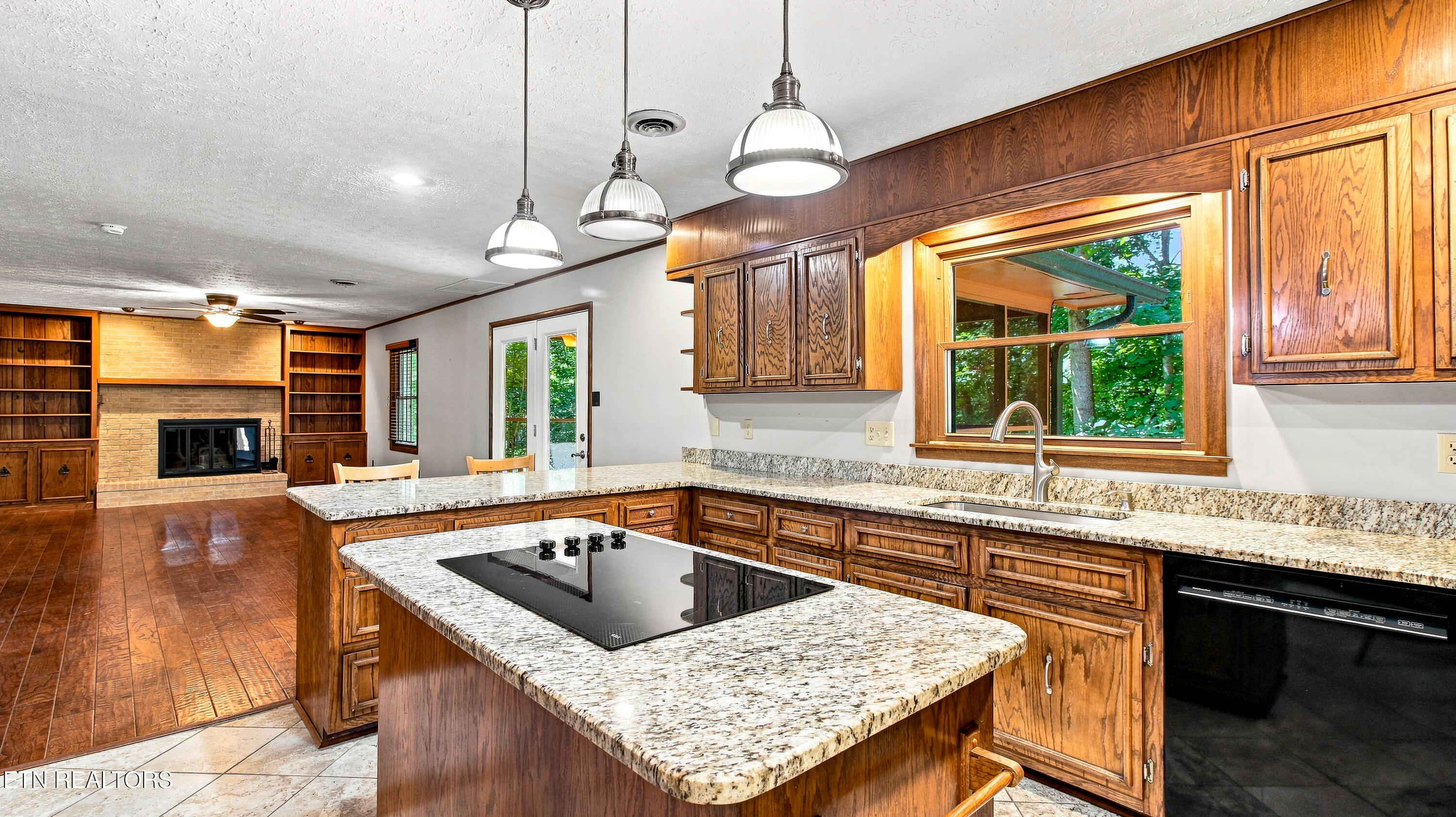 123 Garnet Lane Oak Ridge TN 37830