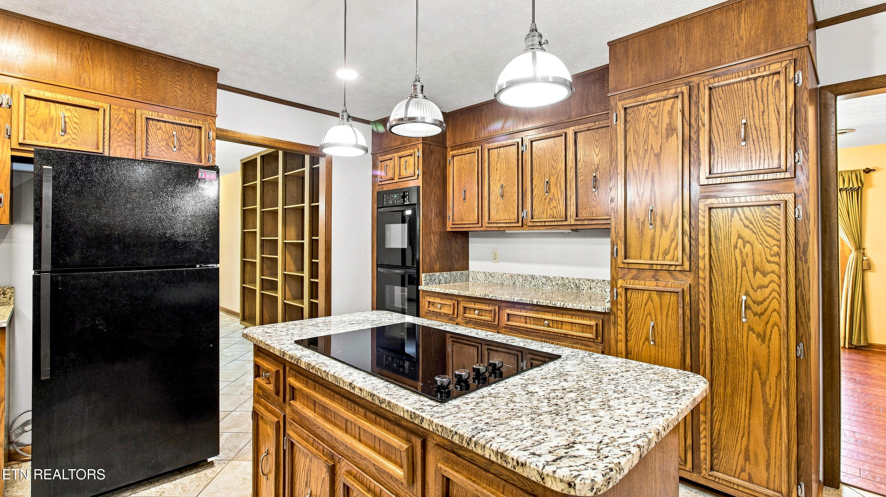 123 Garnet Lane Oak Ridge TN 37830