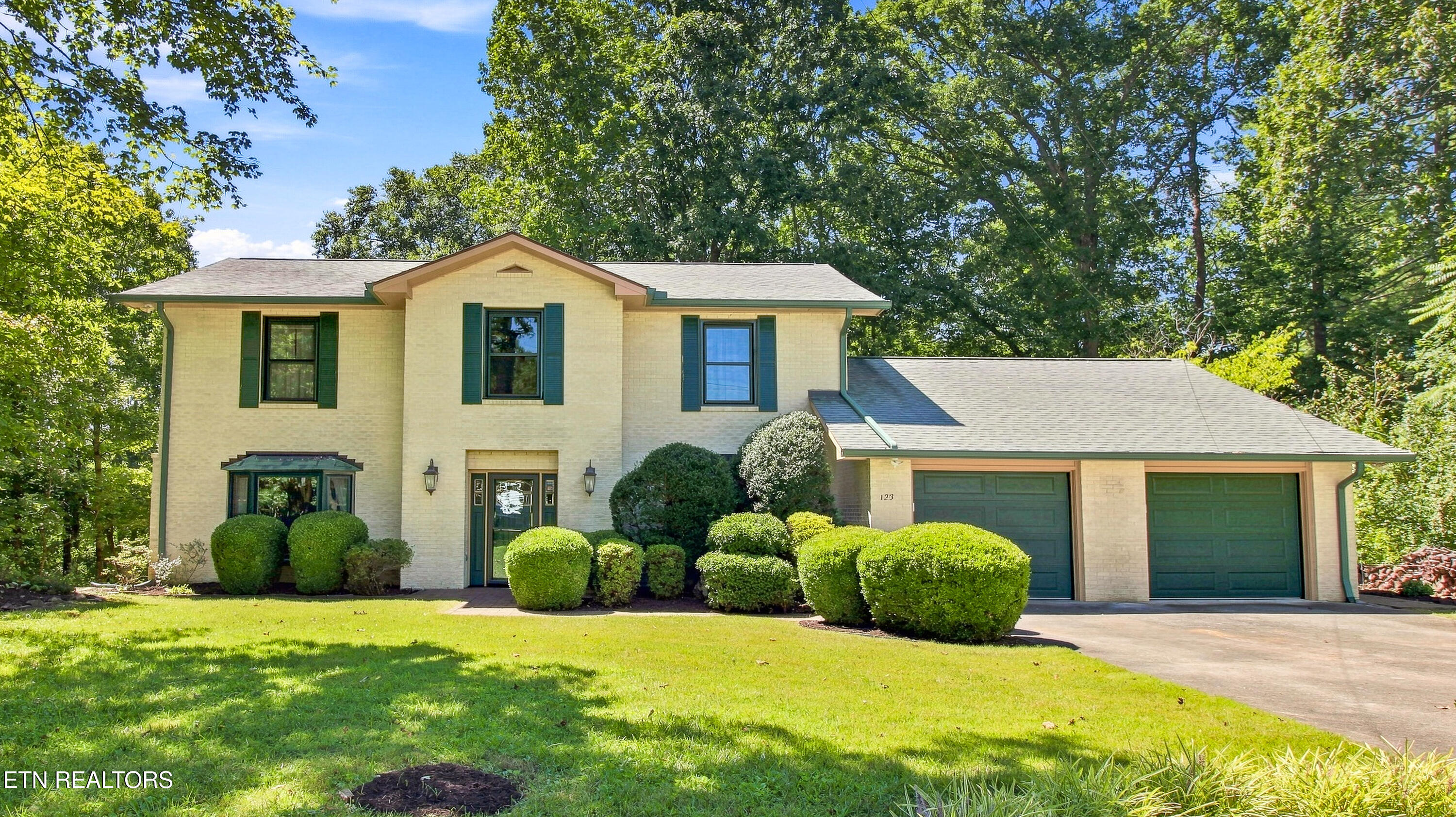 123 Garnet Lane Oak Ridge TN 37830
