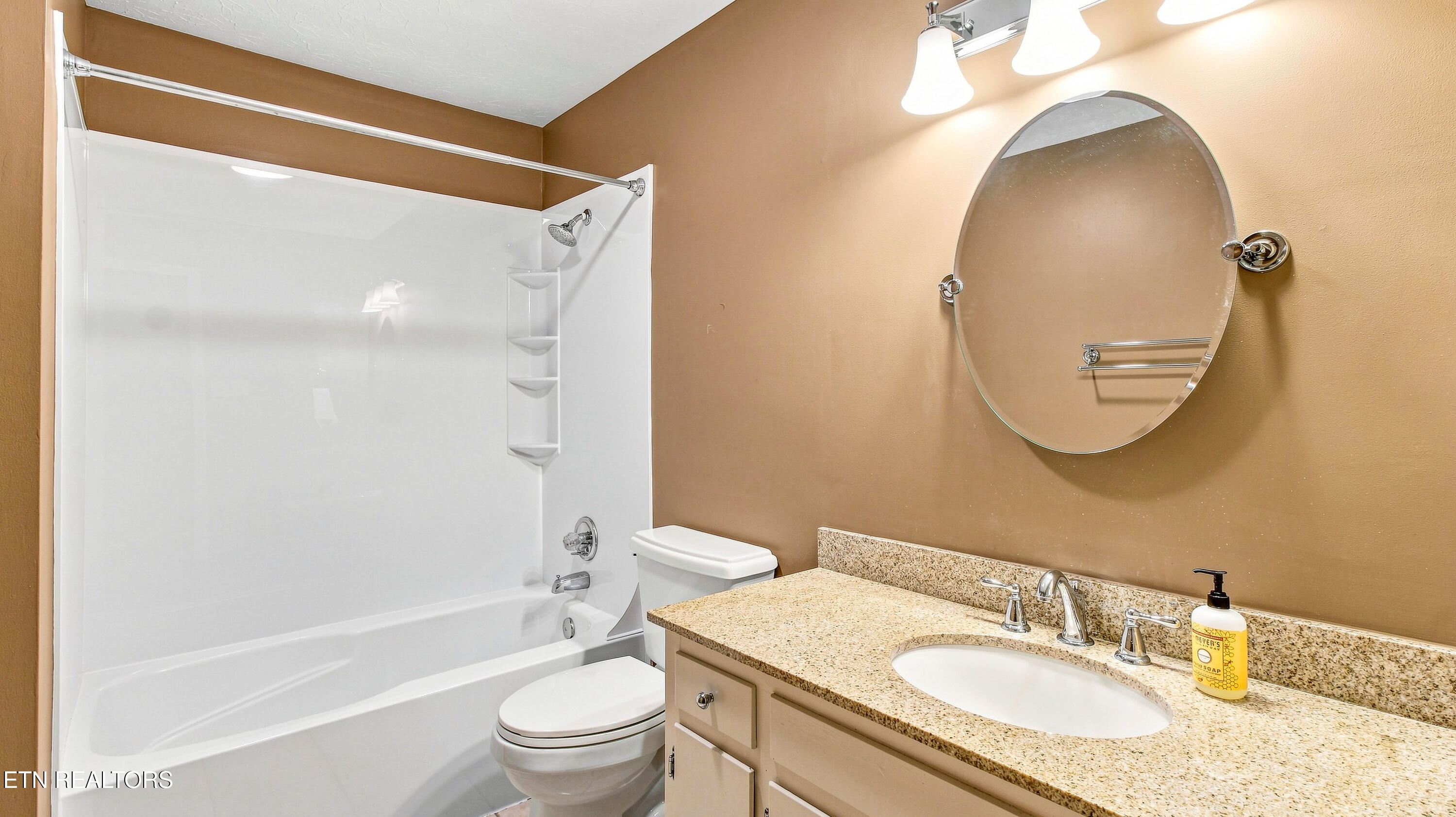123 Garnet Lane Oak Ridge TN 37830