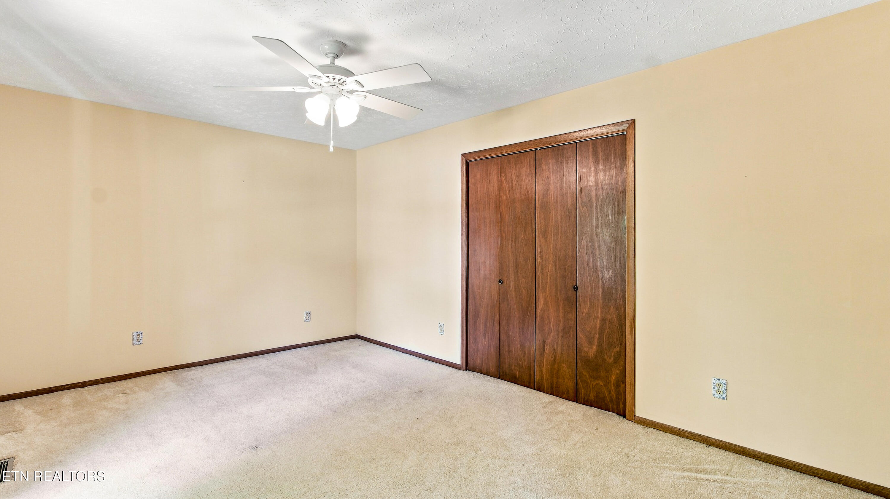 123 Garnet Lane Oak Ridge TN 37830