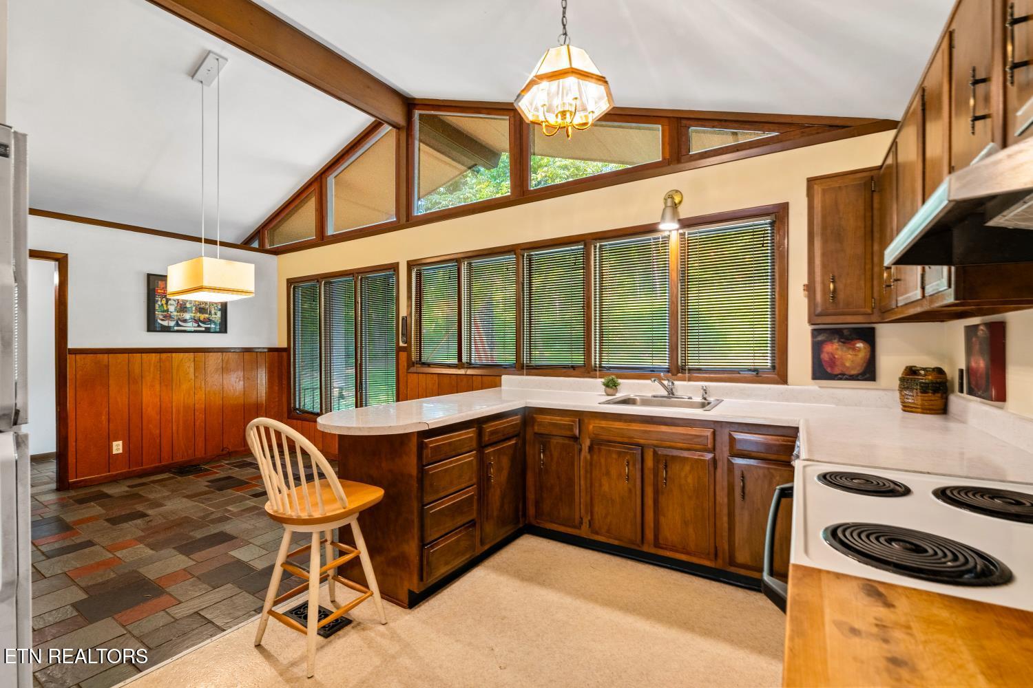 134 Reservoir Road Norris TN 37828